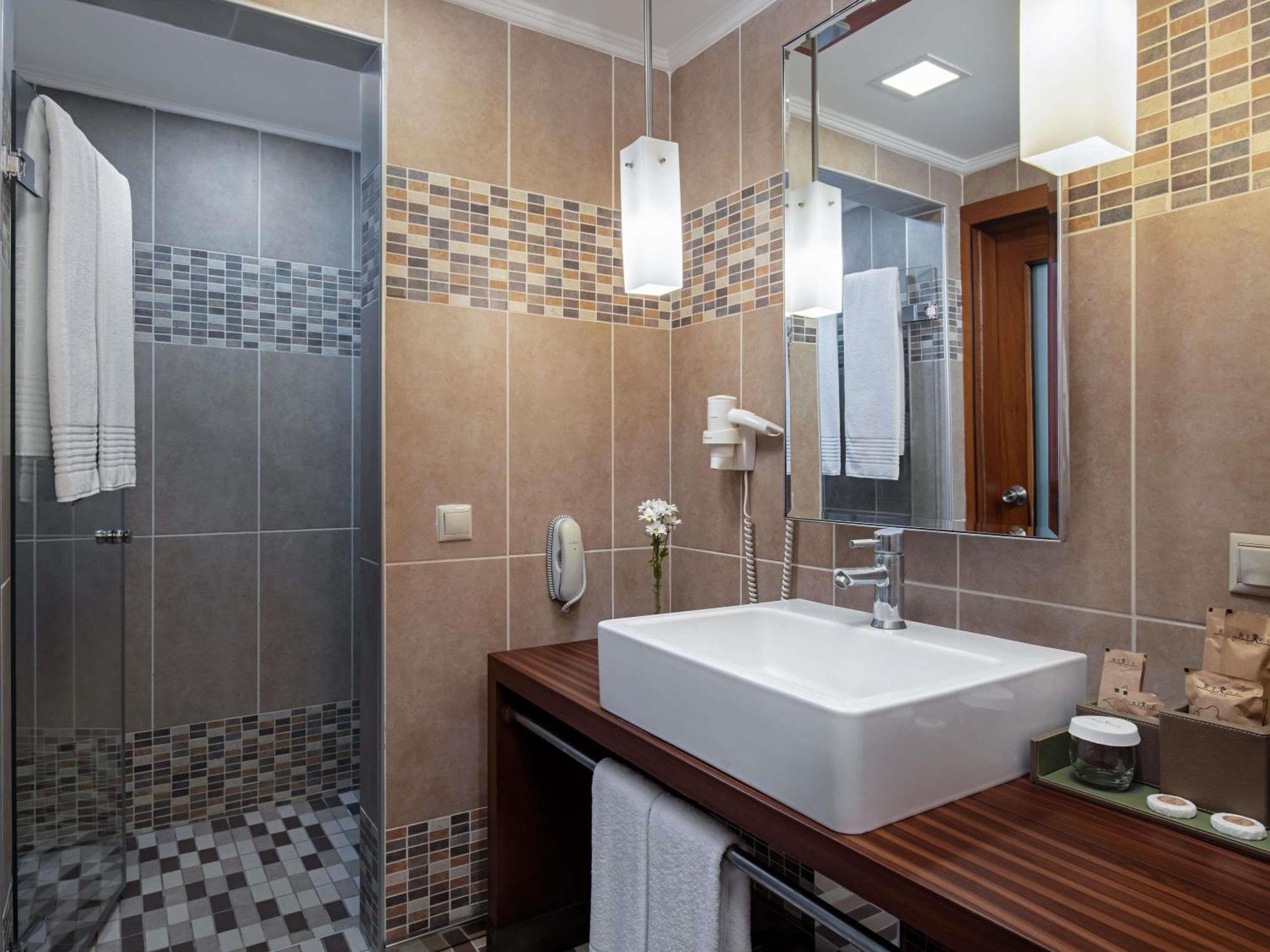 Suite King com Banheira de Hidromassagem