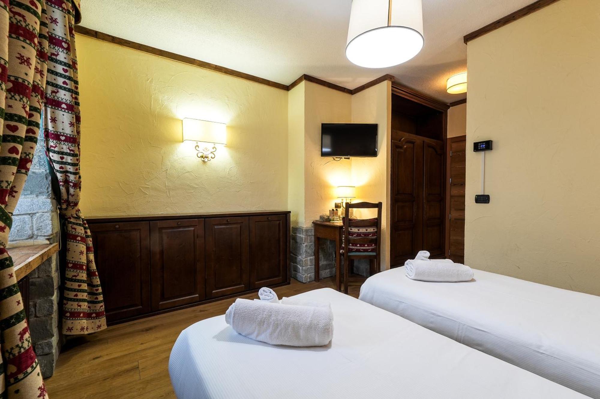 Double Room Extra Bed,1742661313:JPEG
