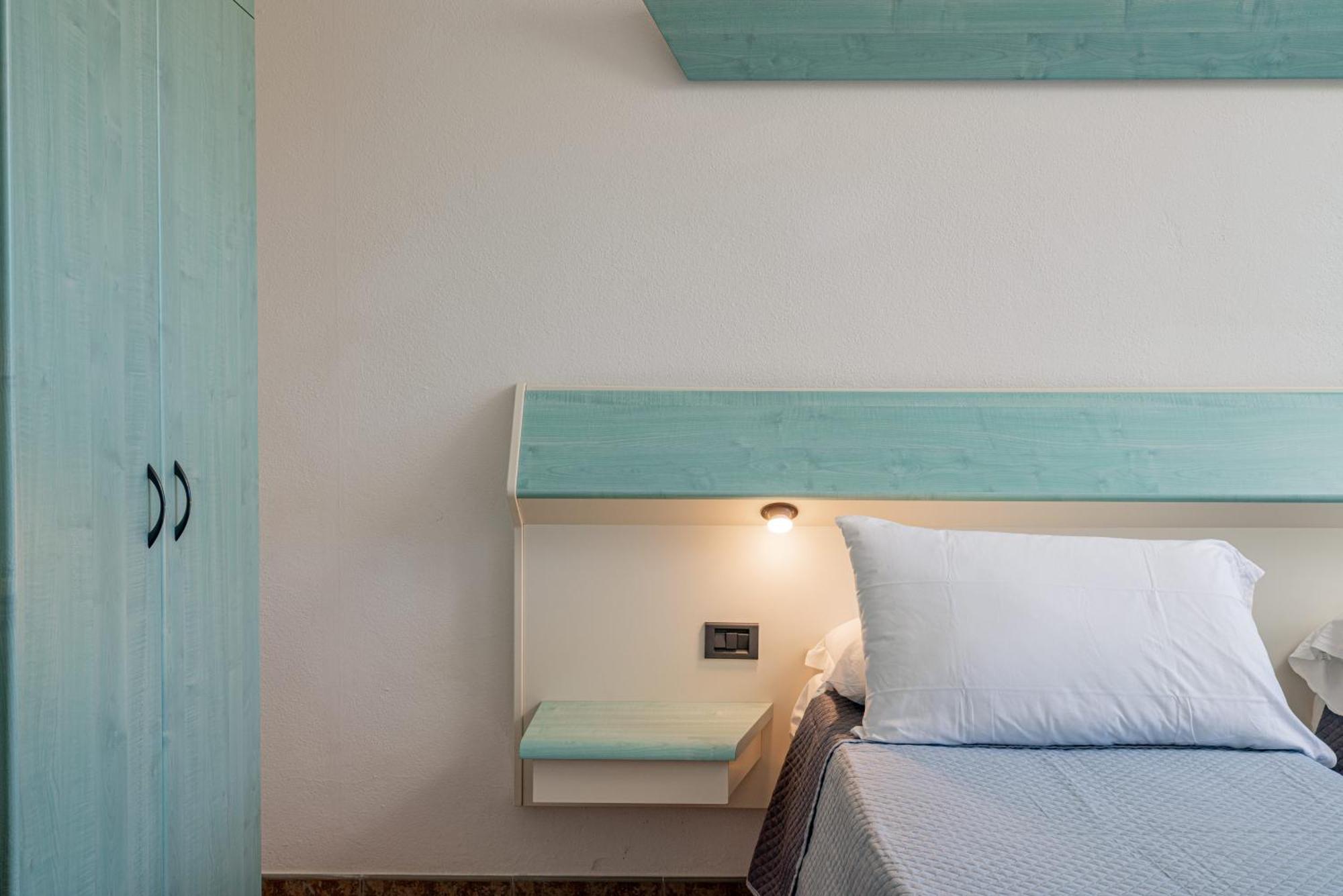 Triple Room,1742666106:JPEG