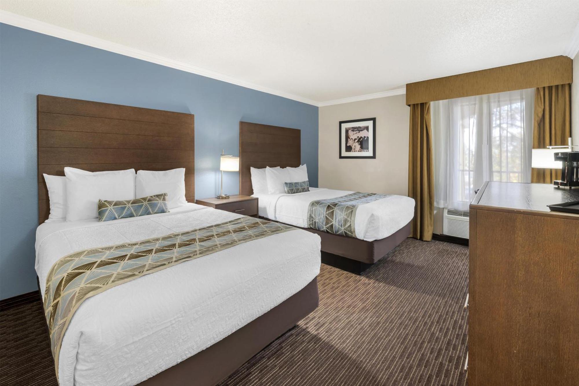 Queen Room Two Queen Beds Non Smoking