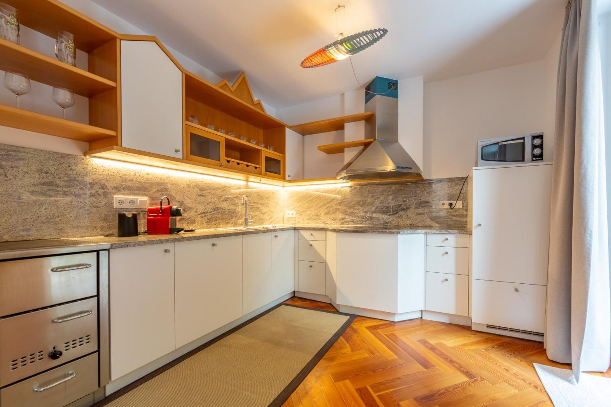 One-Bedroom Standard Apartment