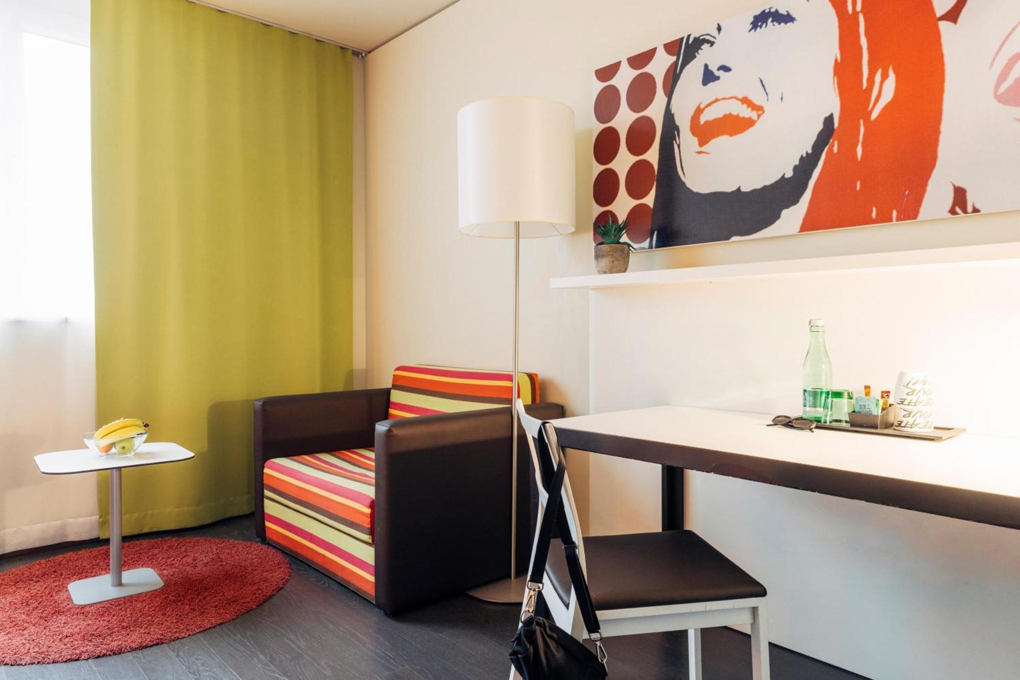 Double or Twin Room,1742676256:JPEG