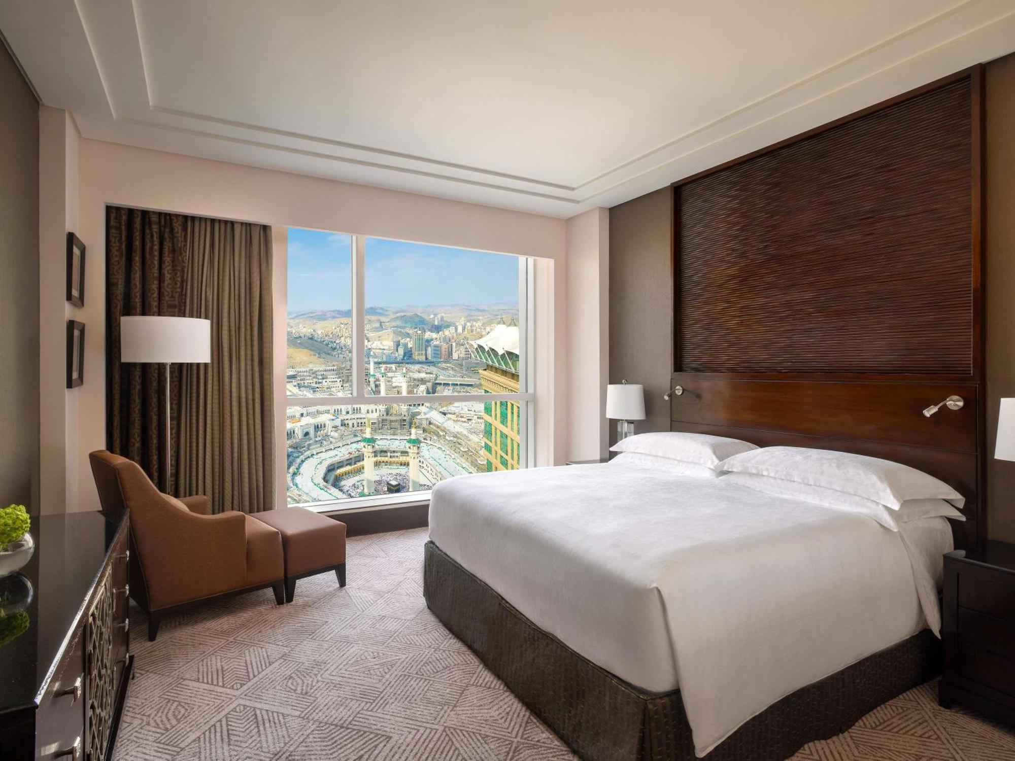 Fairmont Gold Two-Bedroom Suite Kaaba