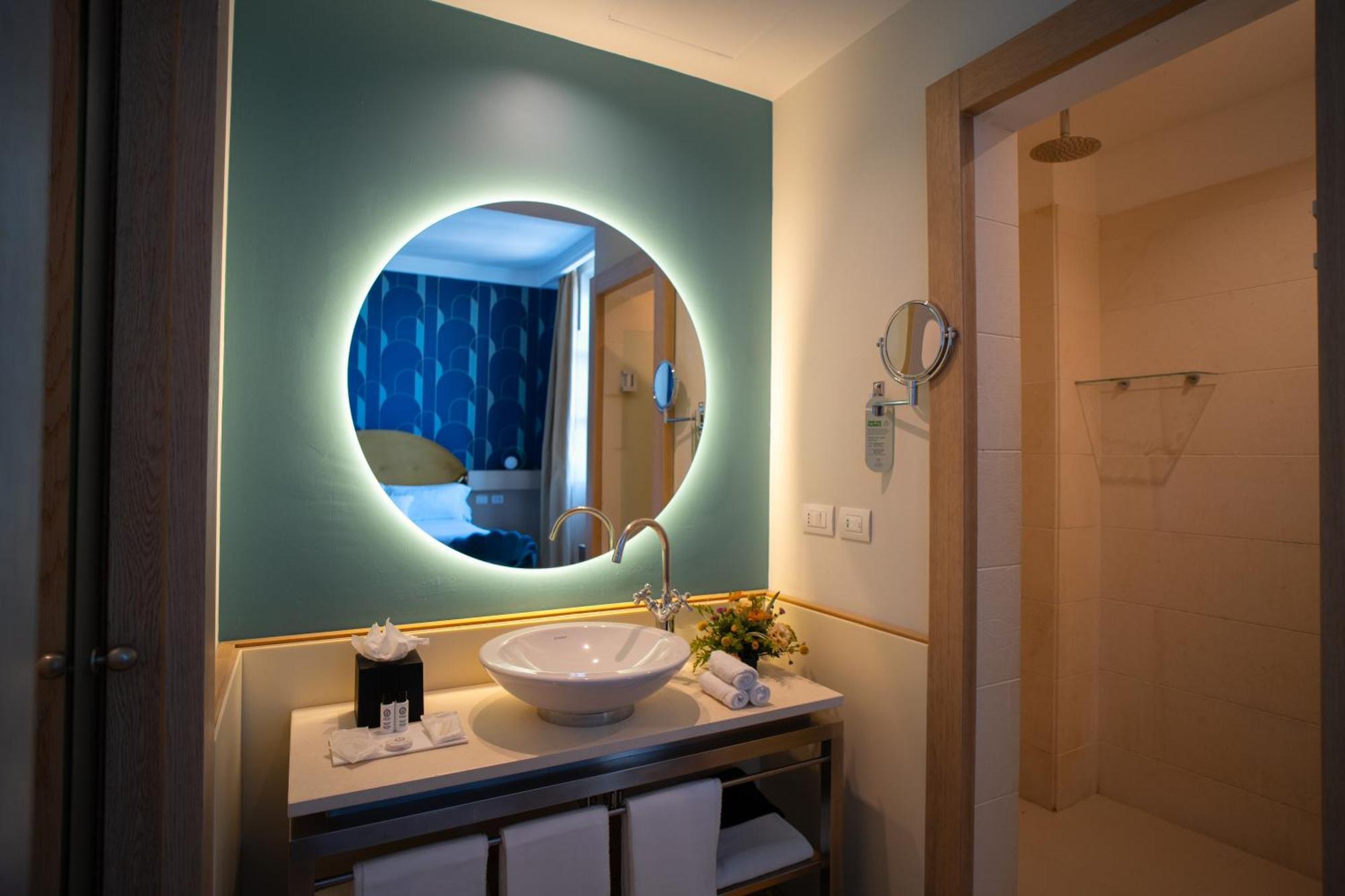 Superior Double or Twin Room with Sea View