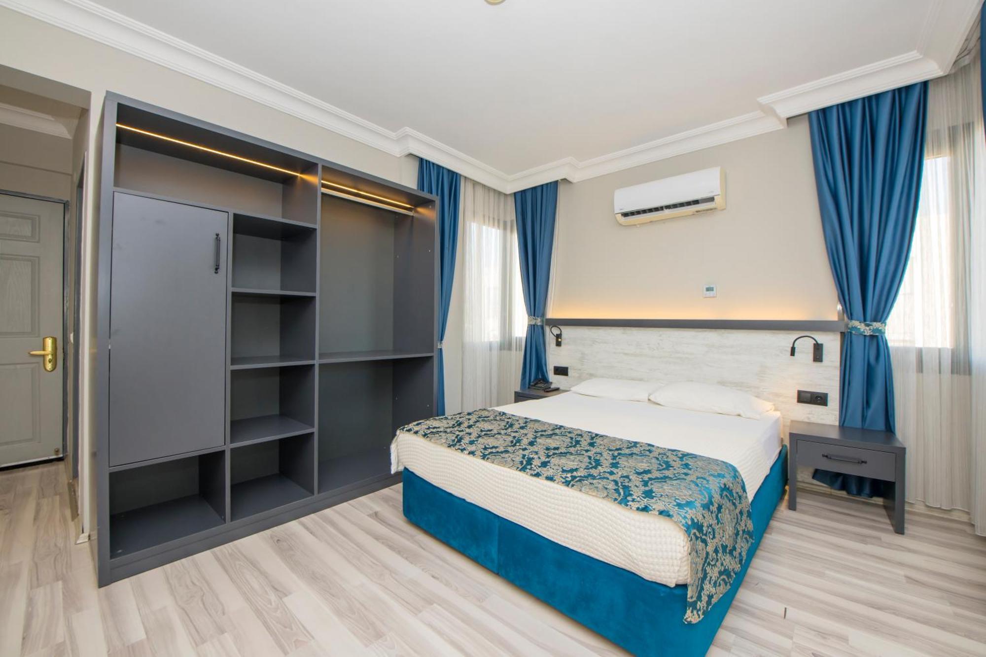 Comfort Triple Room