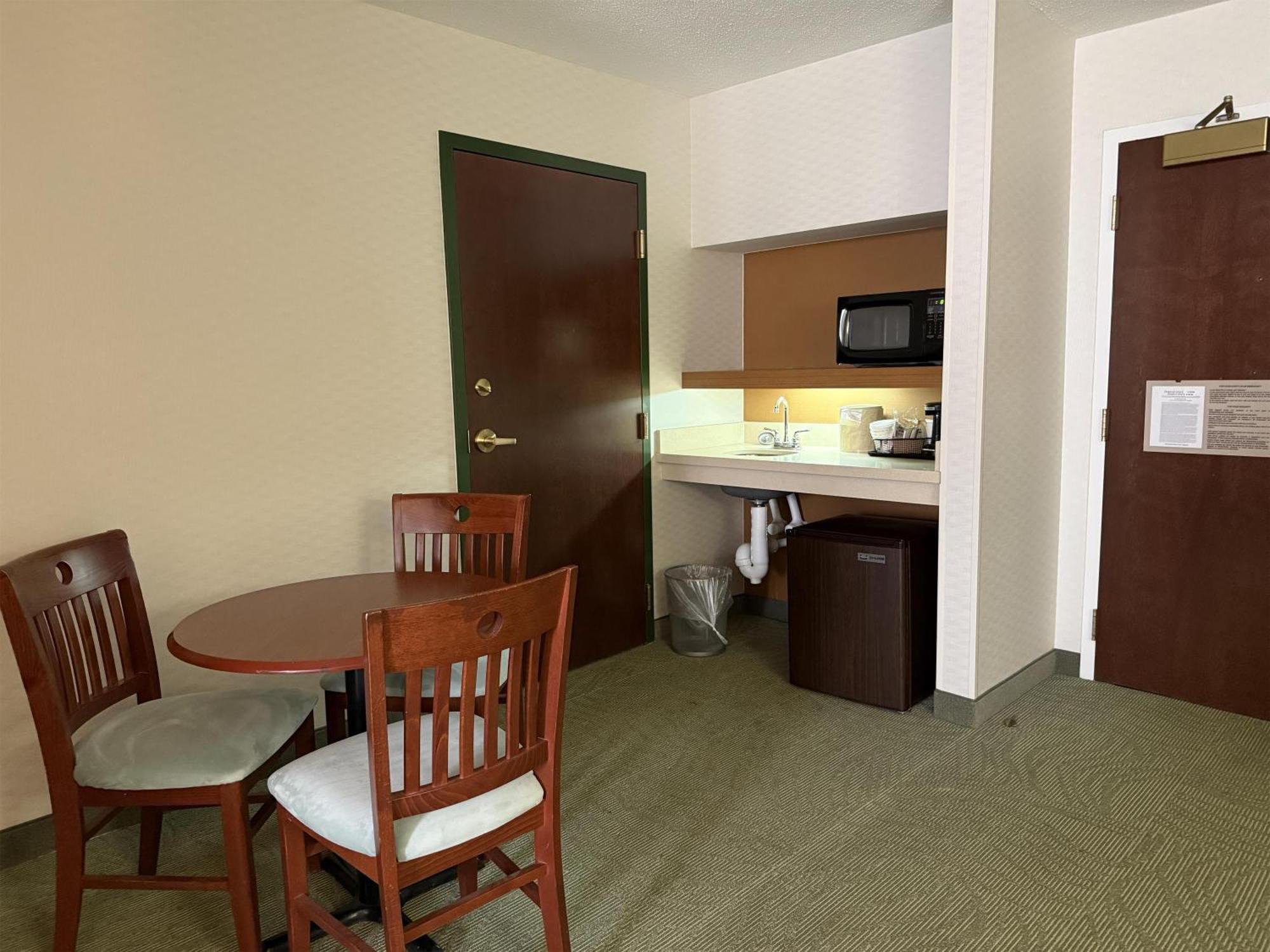 Double Room Two Double Beds Sofa Bed Wet Bar Non-Smoking