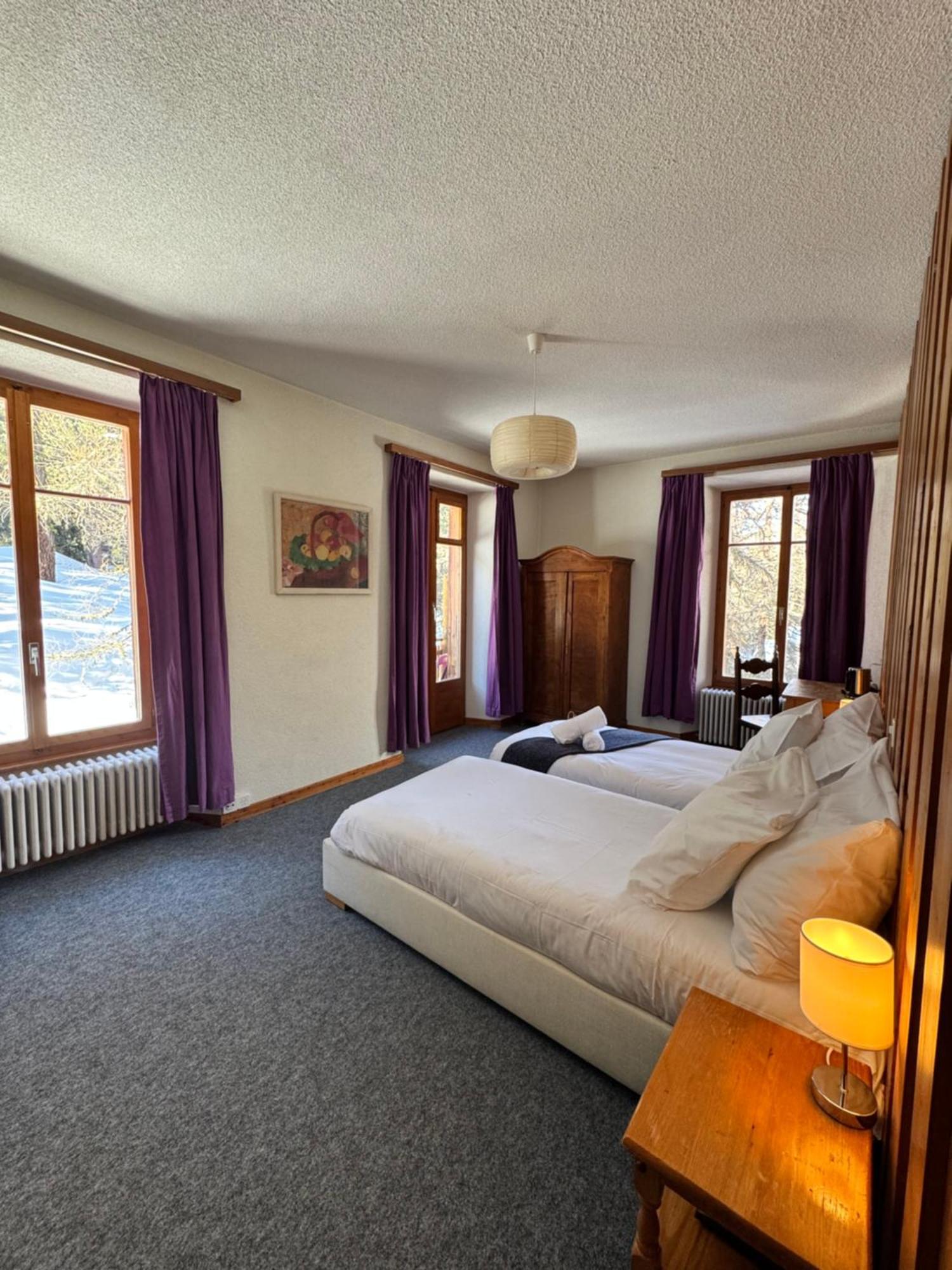 Chambre Double ou Lits Jumeaux avec Vue