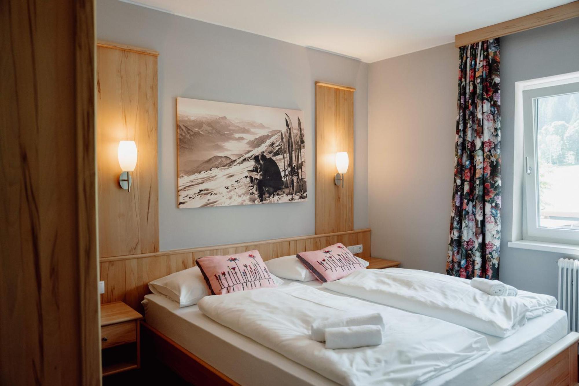Superior Double Room,1742721096:JPEG