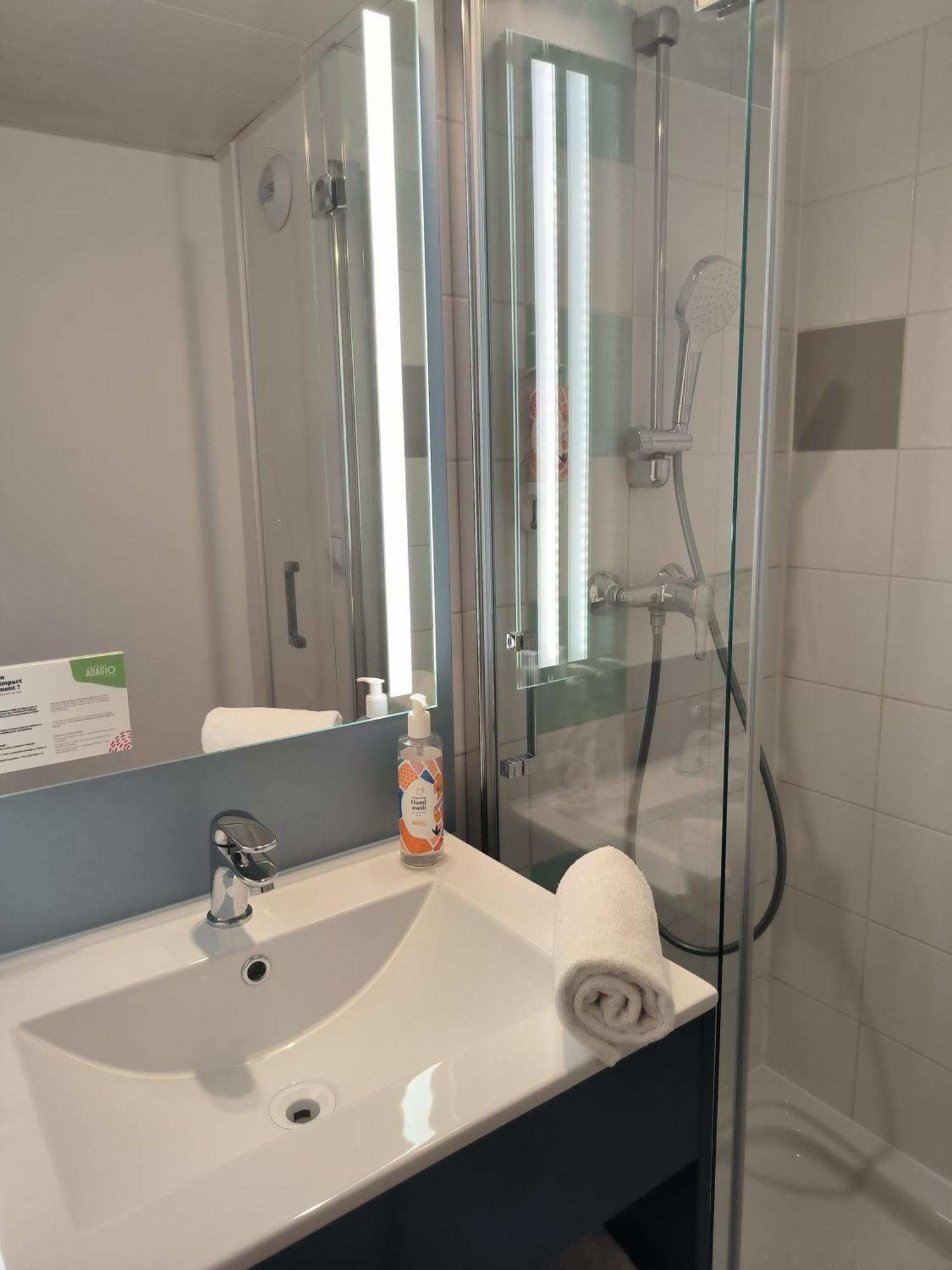 One-Bedroom Apartment,1769481690:JPEG