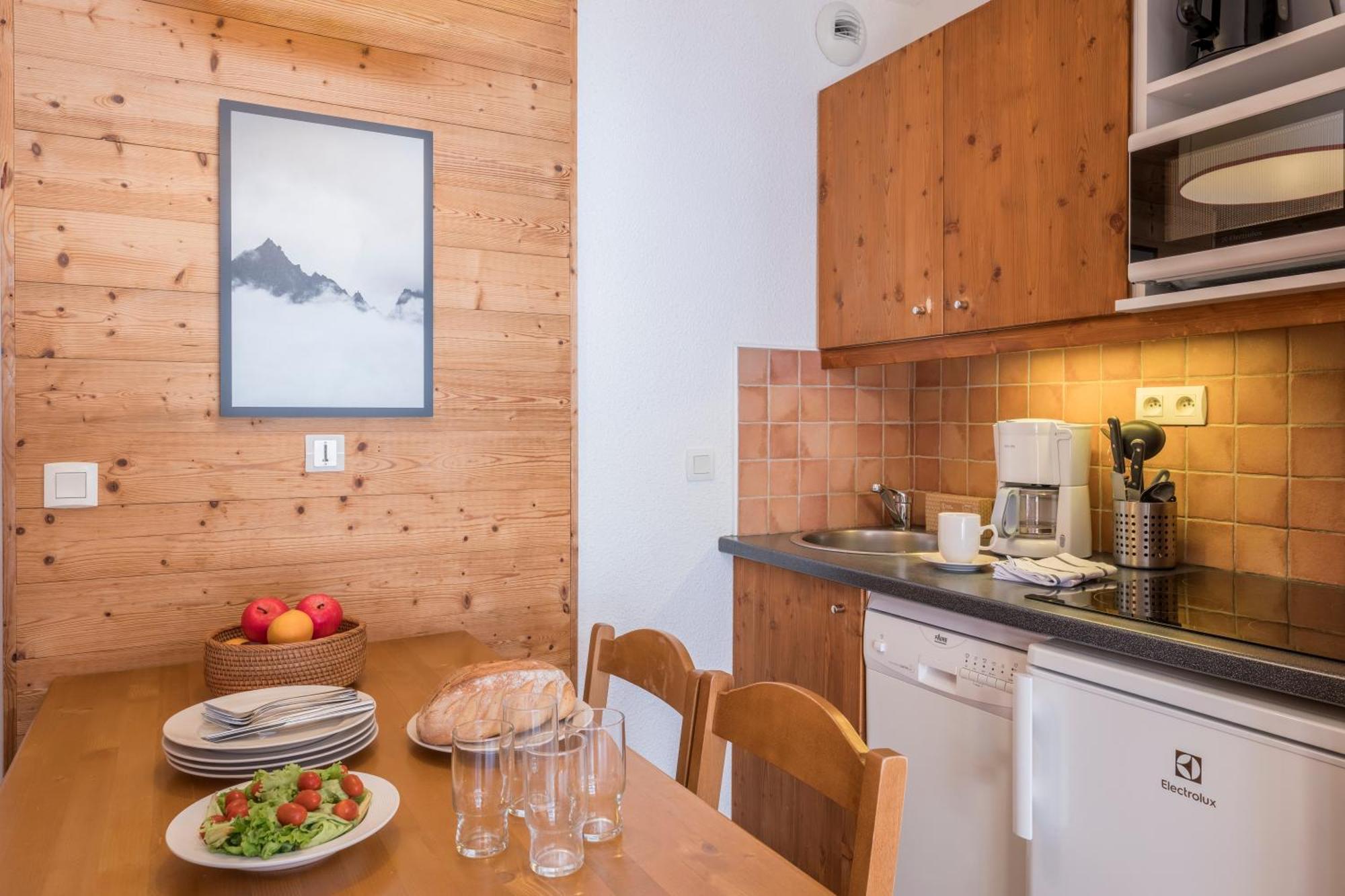 Superior One-Bedoom Apartment