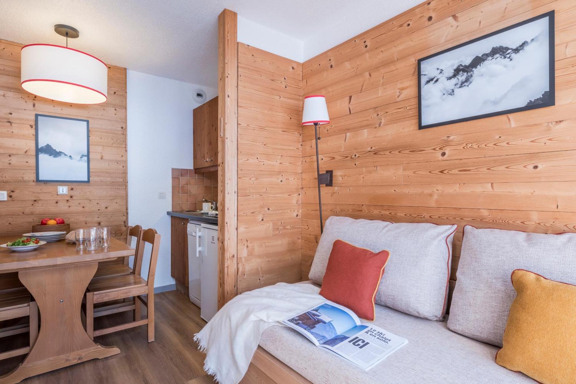 Superior One-Bedoom Apartment