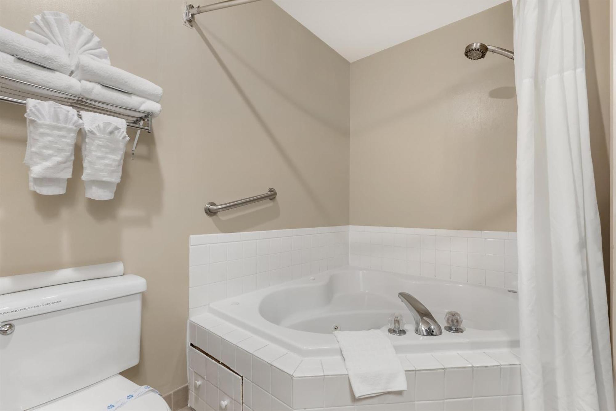King Room Spa Bath Non-Smoking