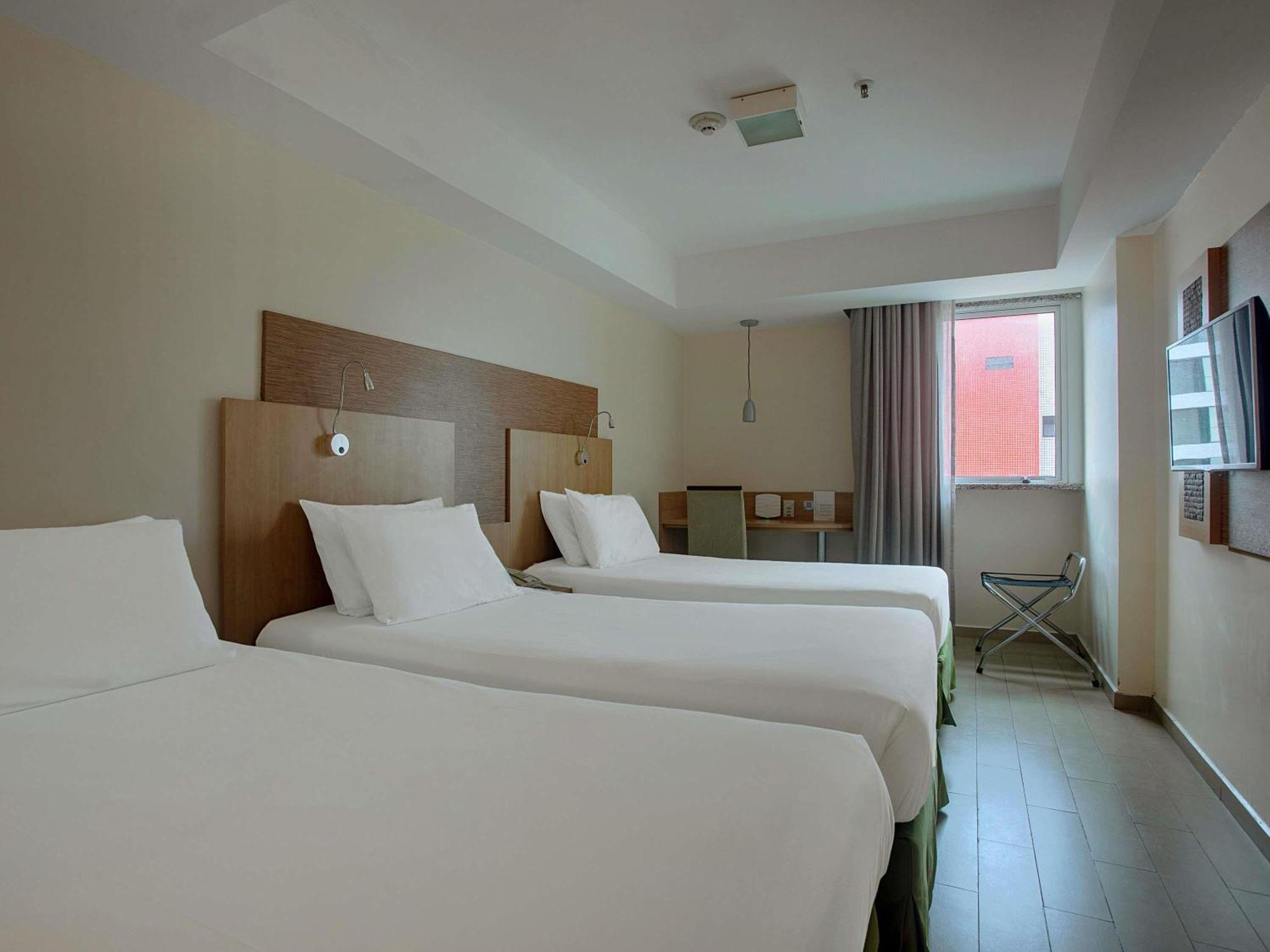 Standard Room Three Single Beds