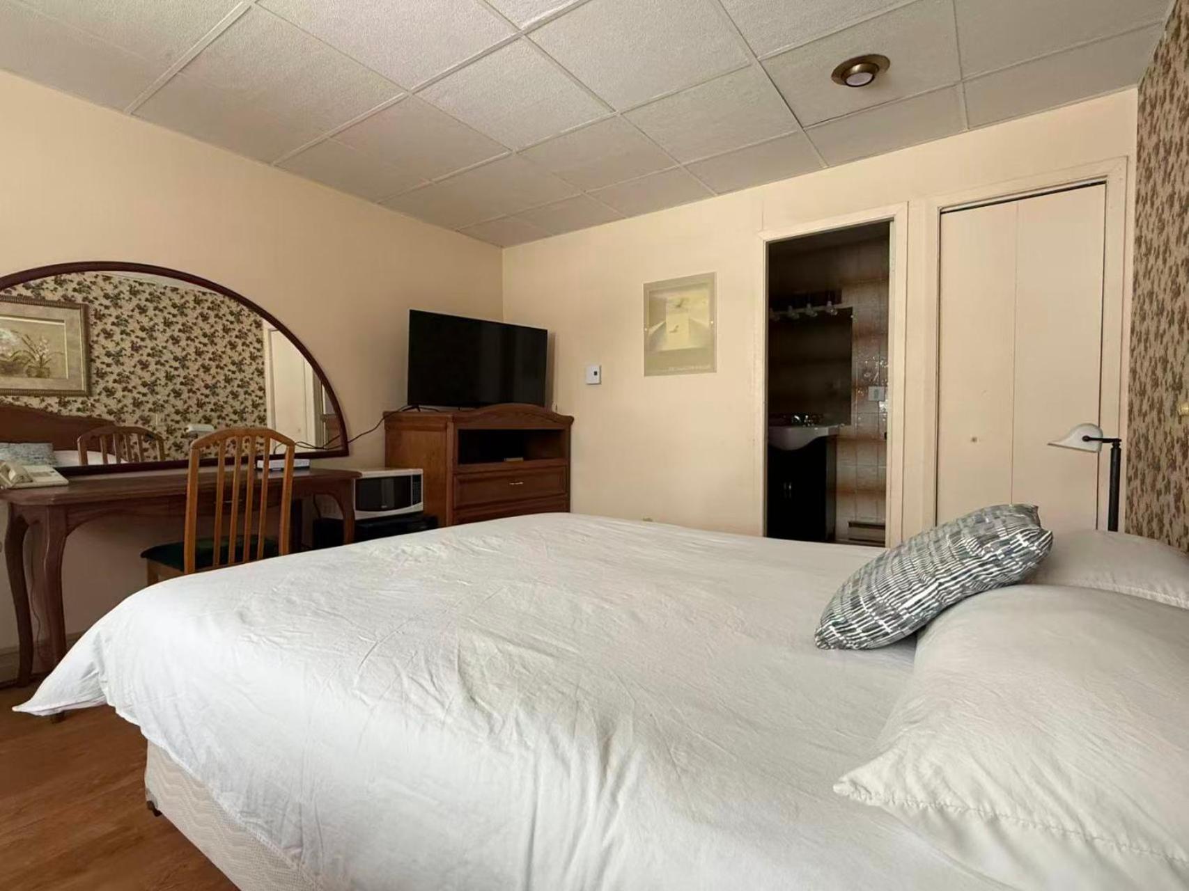 Superior Queen Room