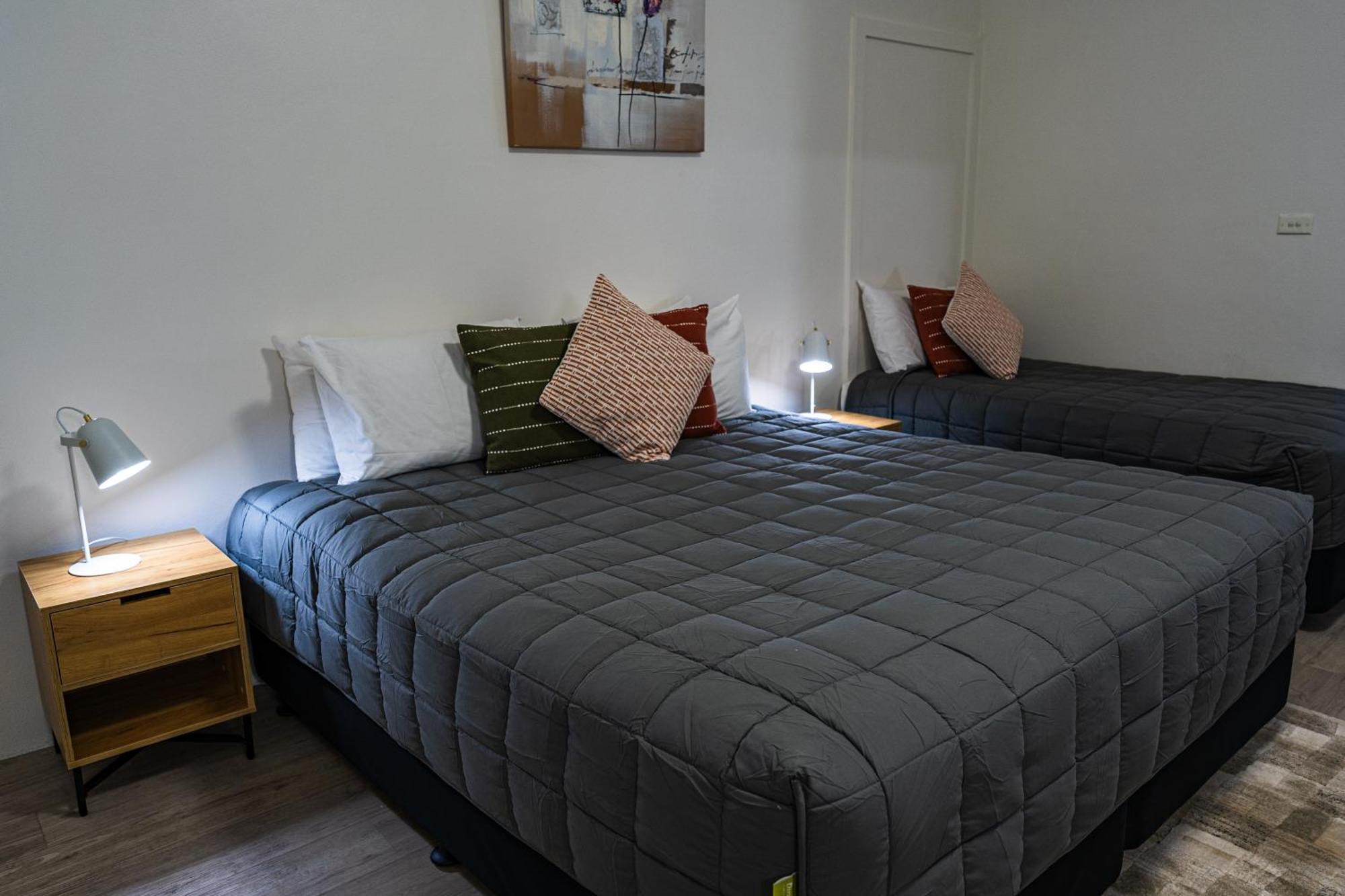 Superior King Suite