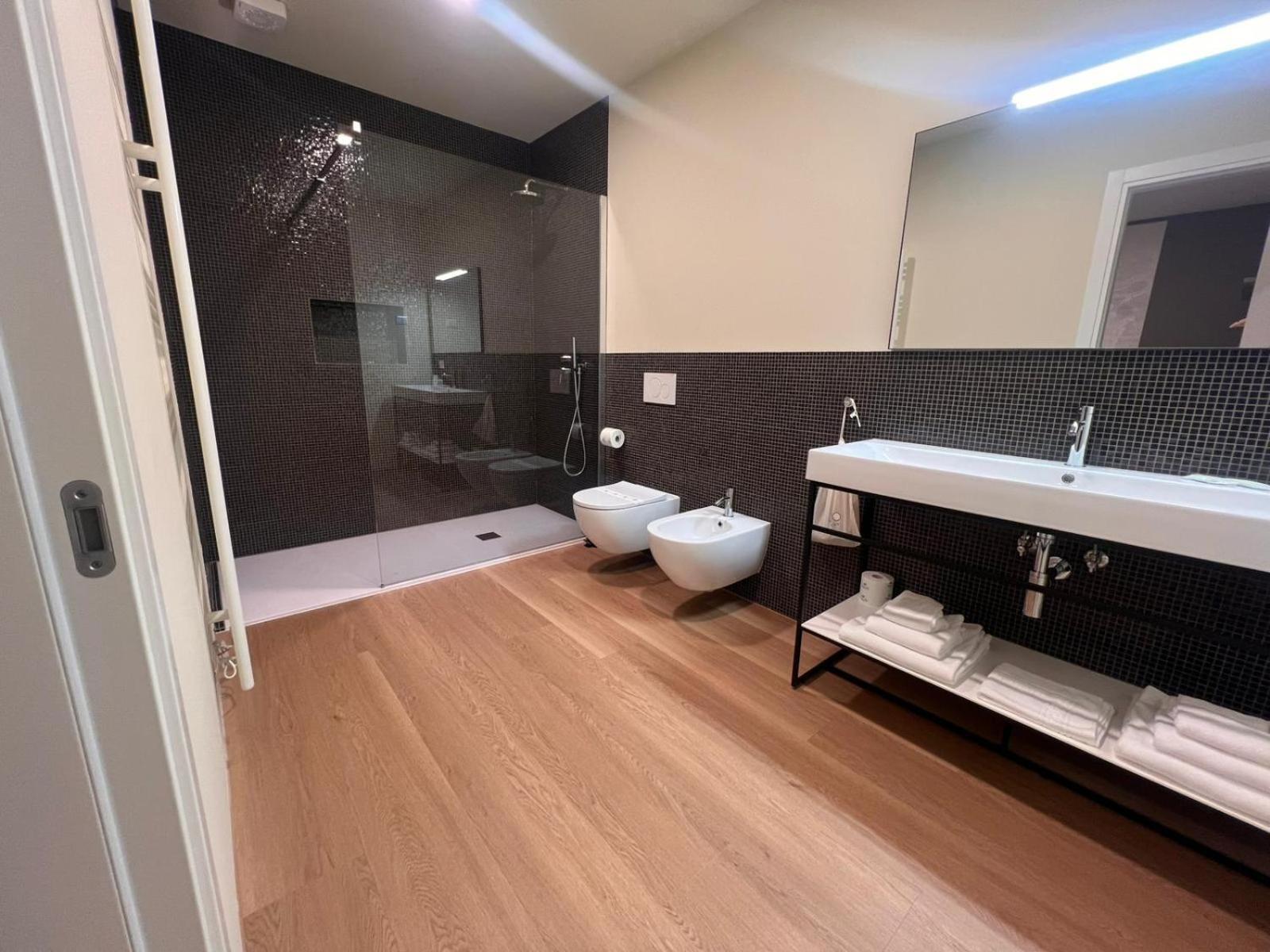 Large Double or Twin Room,1742770230:JPEG