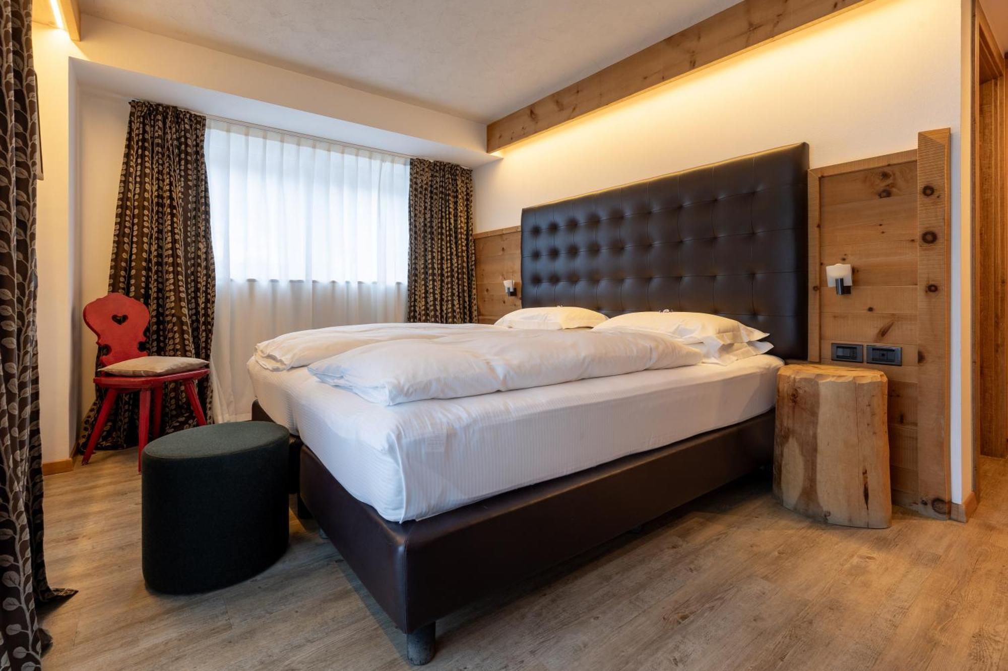 Triple Room,1742777192:JPEG