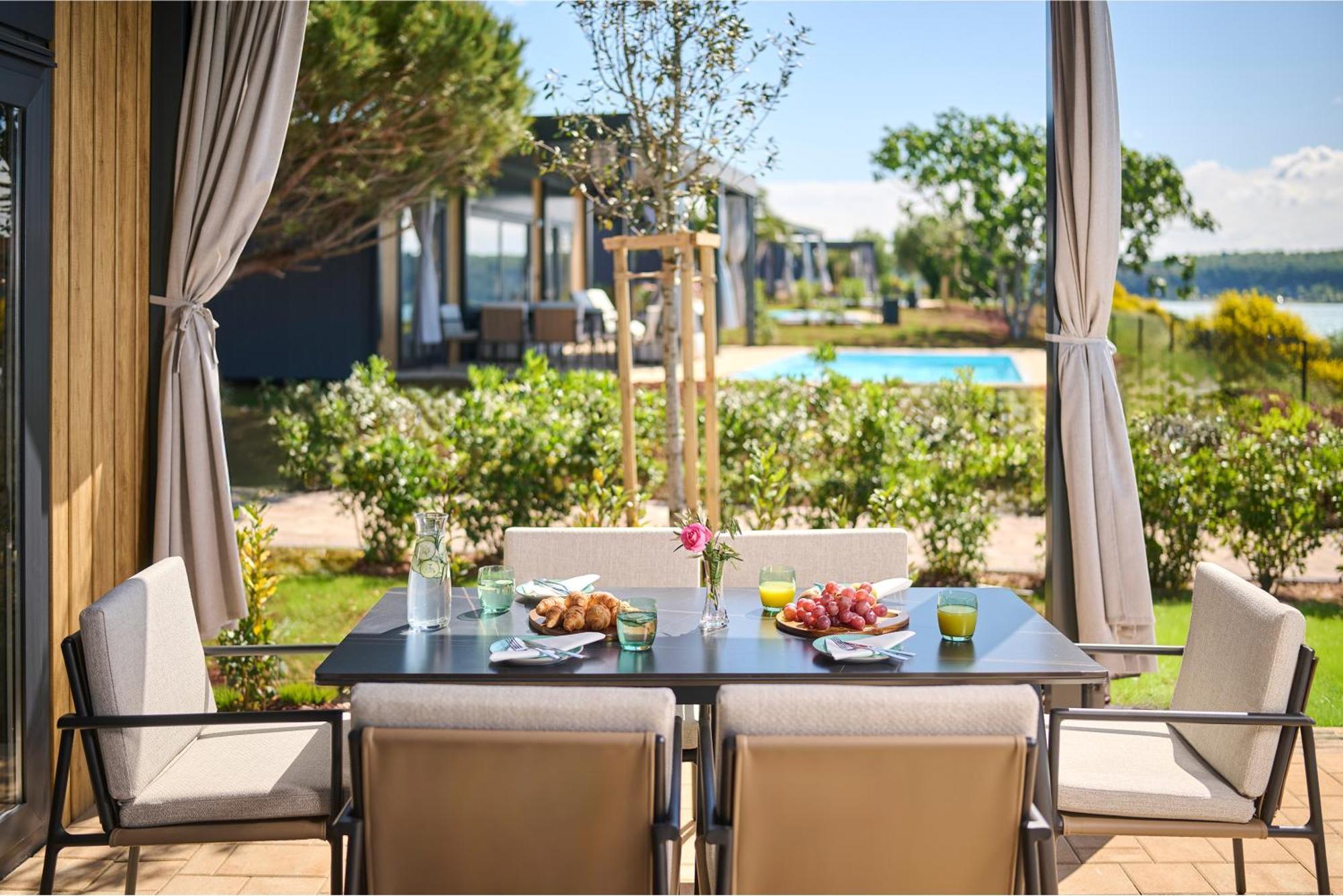 Luxury Sea View Holiday Home private pool