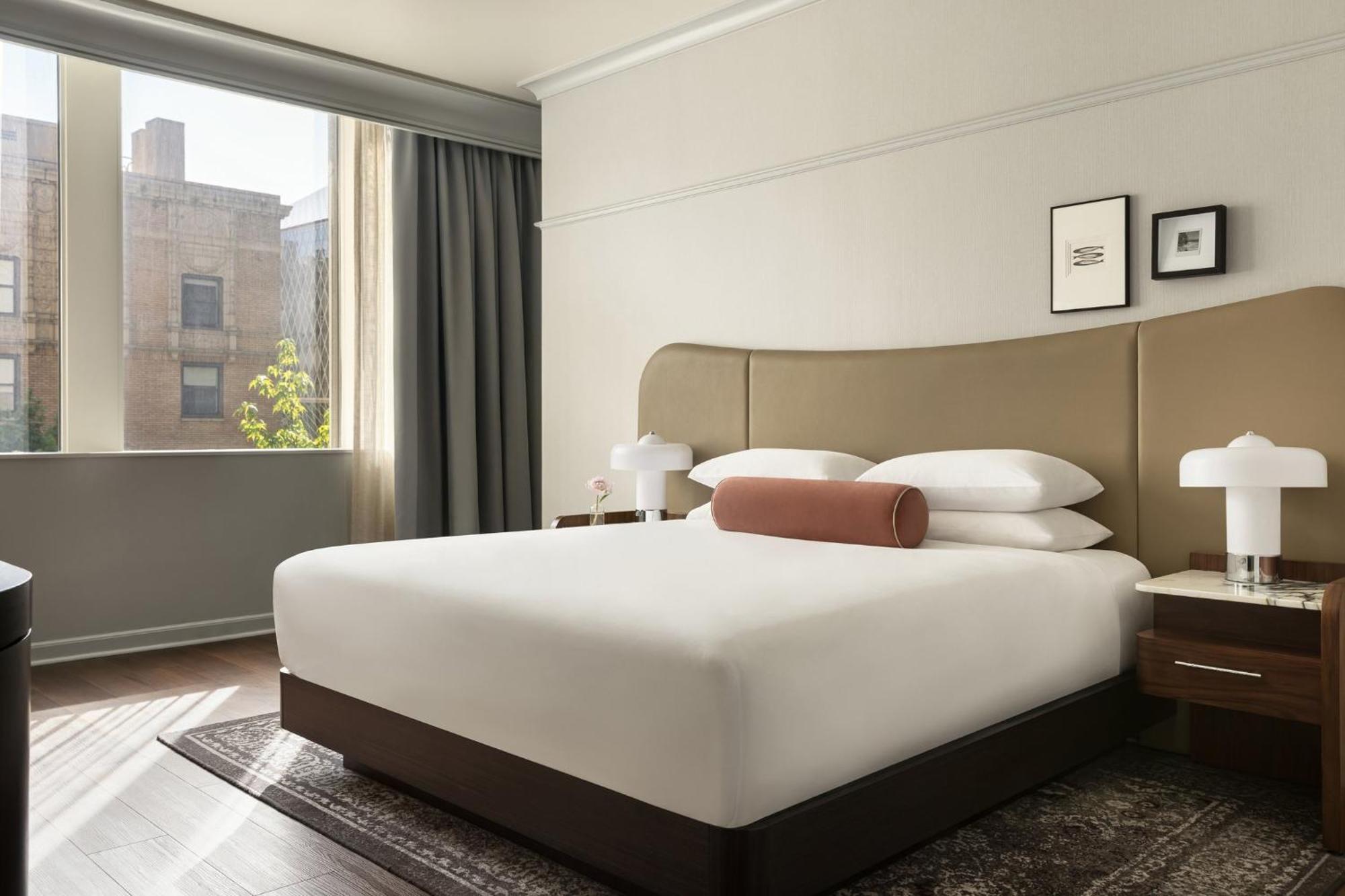 Premium King Room