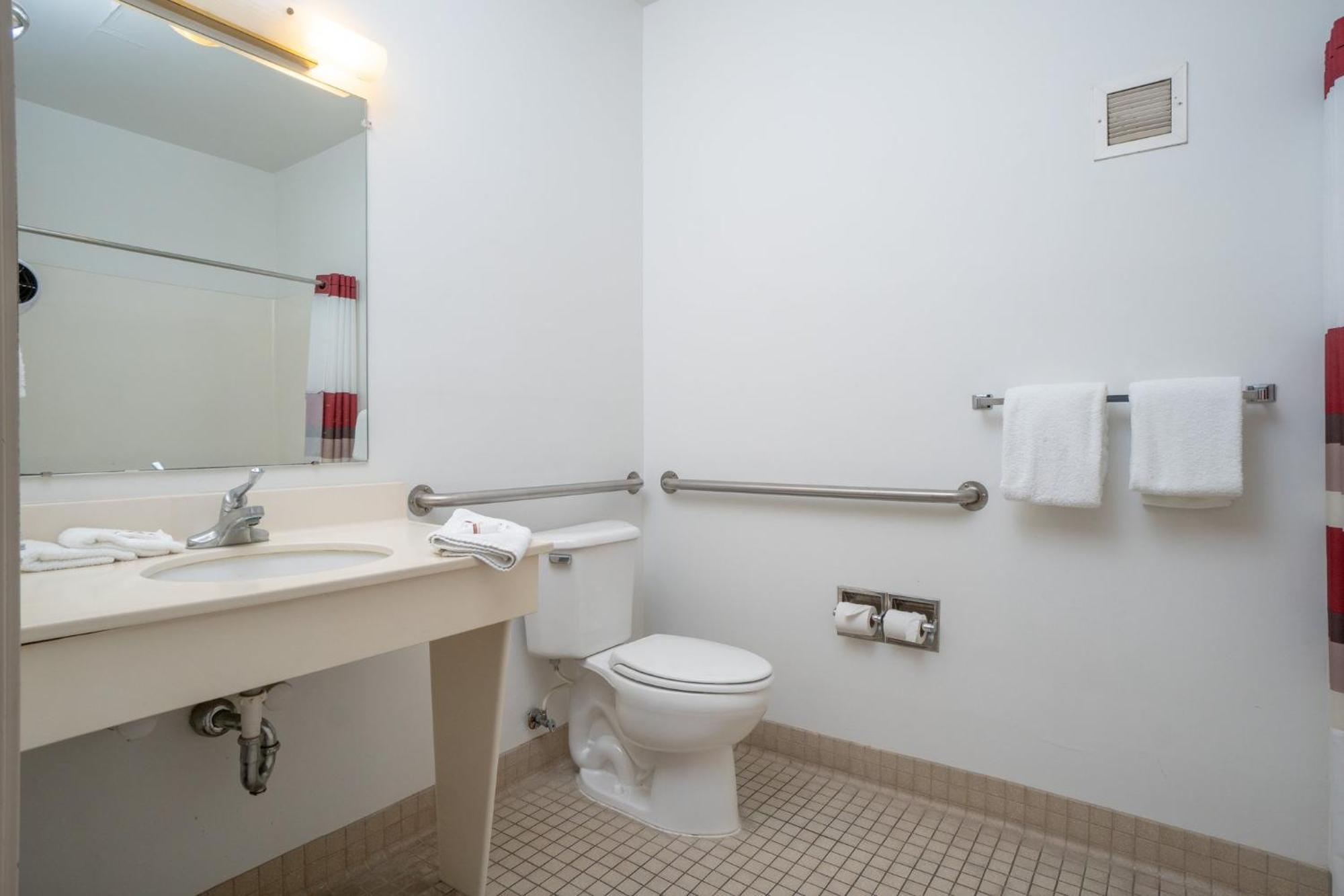 Superior King Room Disability Access Non-Smoking