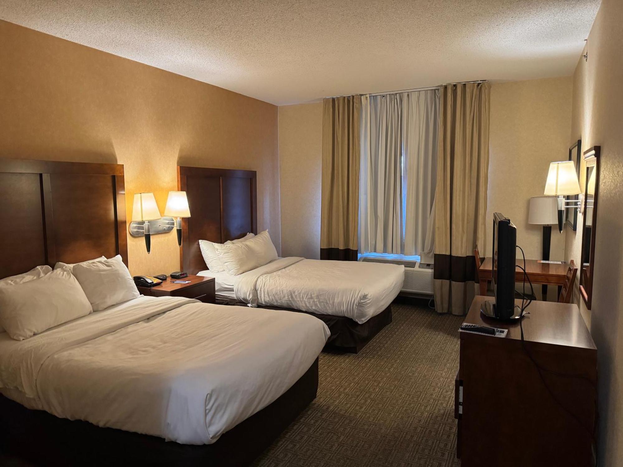 Double Room Two Double Beds Non-Smoking