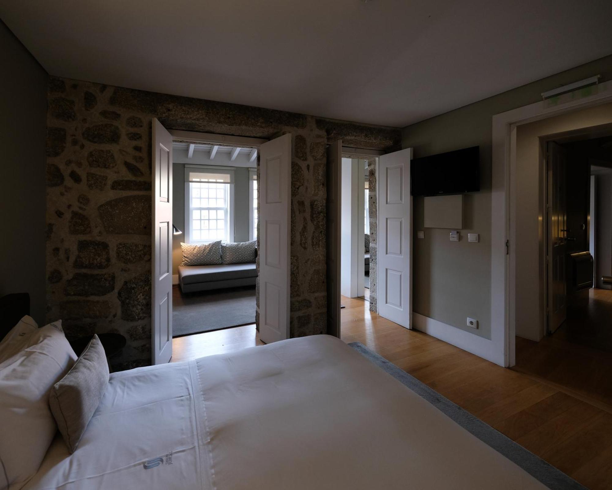 Suite Garden View,1742903465:JPEG