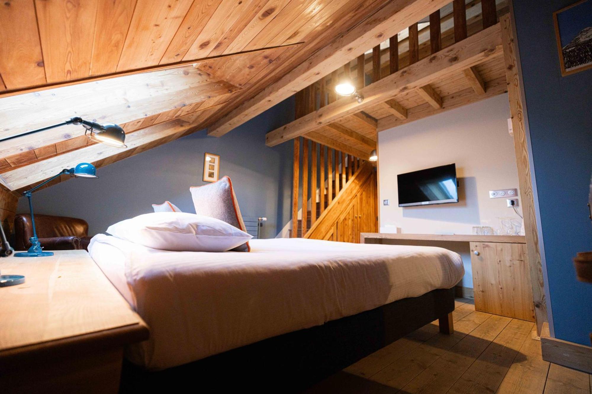 Duplex Quadruple Room