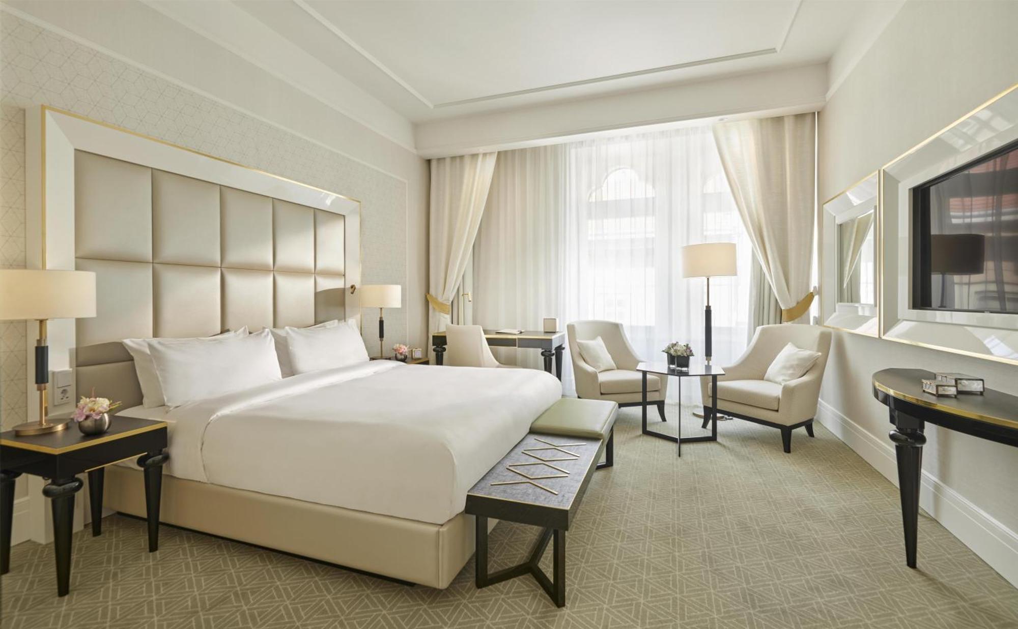 Premium King Room