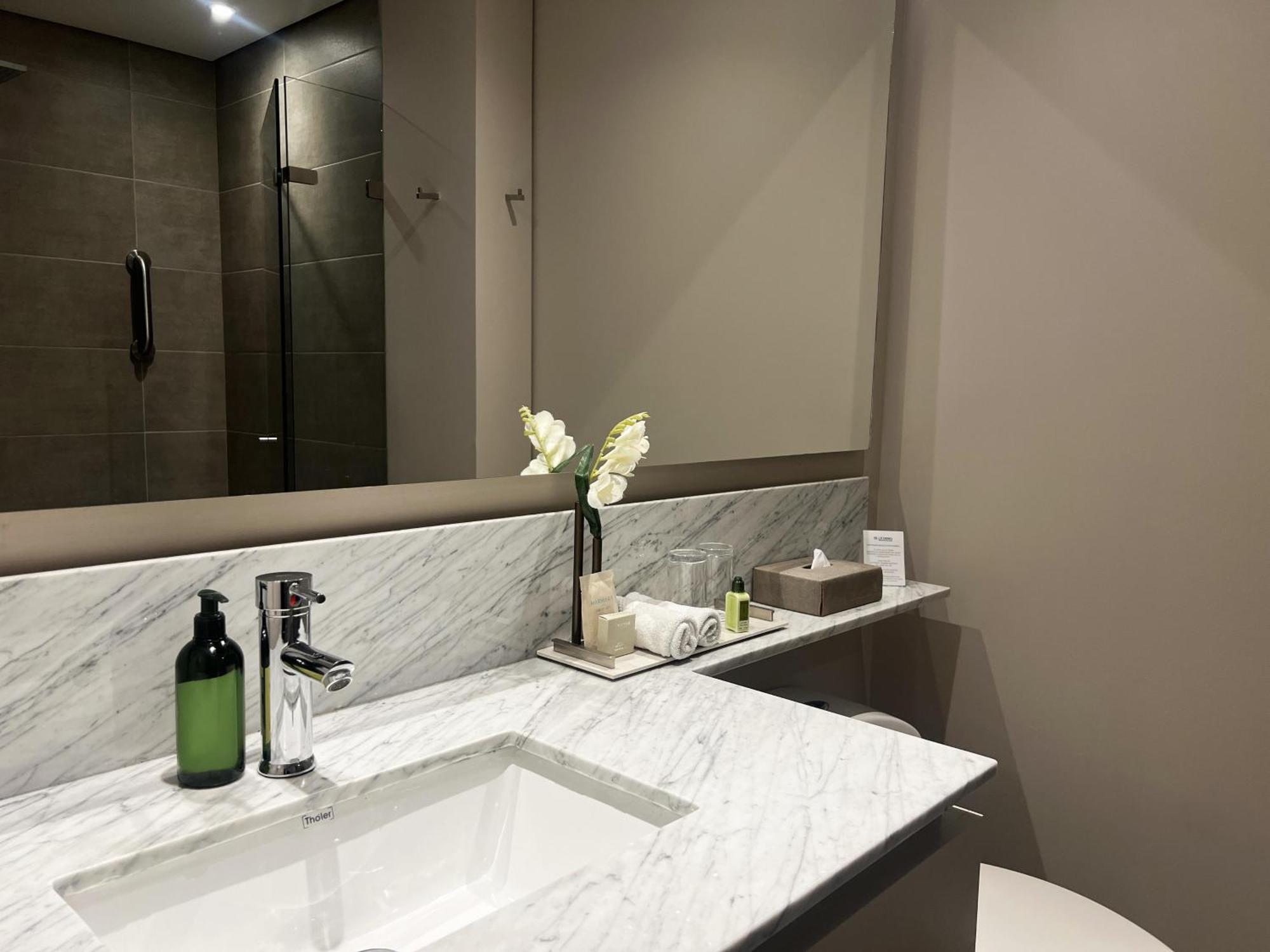 Superior Twin Room Kitchenette