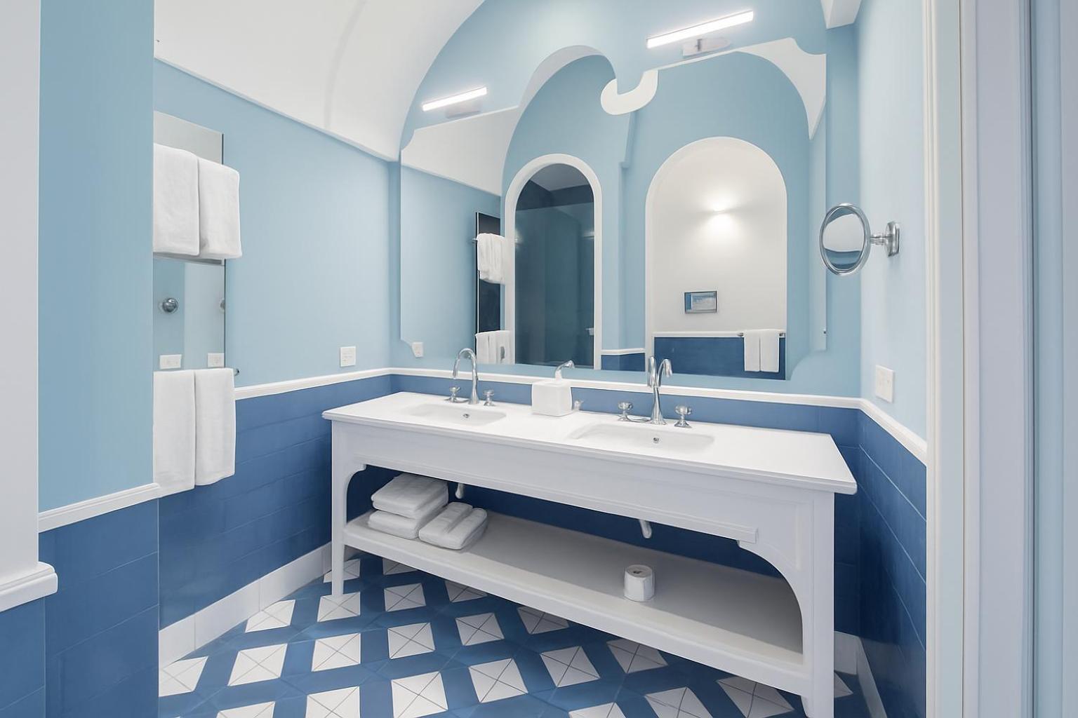 Chambre Double ou Lits Jumeaux Classique – Vue sur Ville