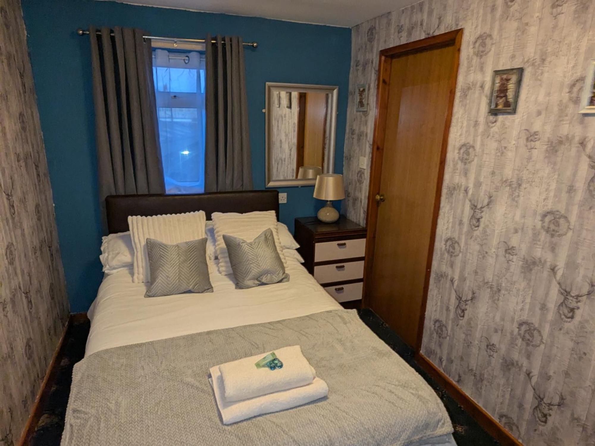 Double Room Private Bathroom