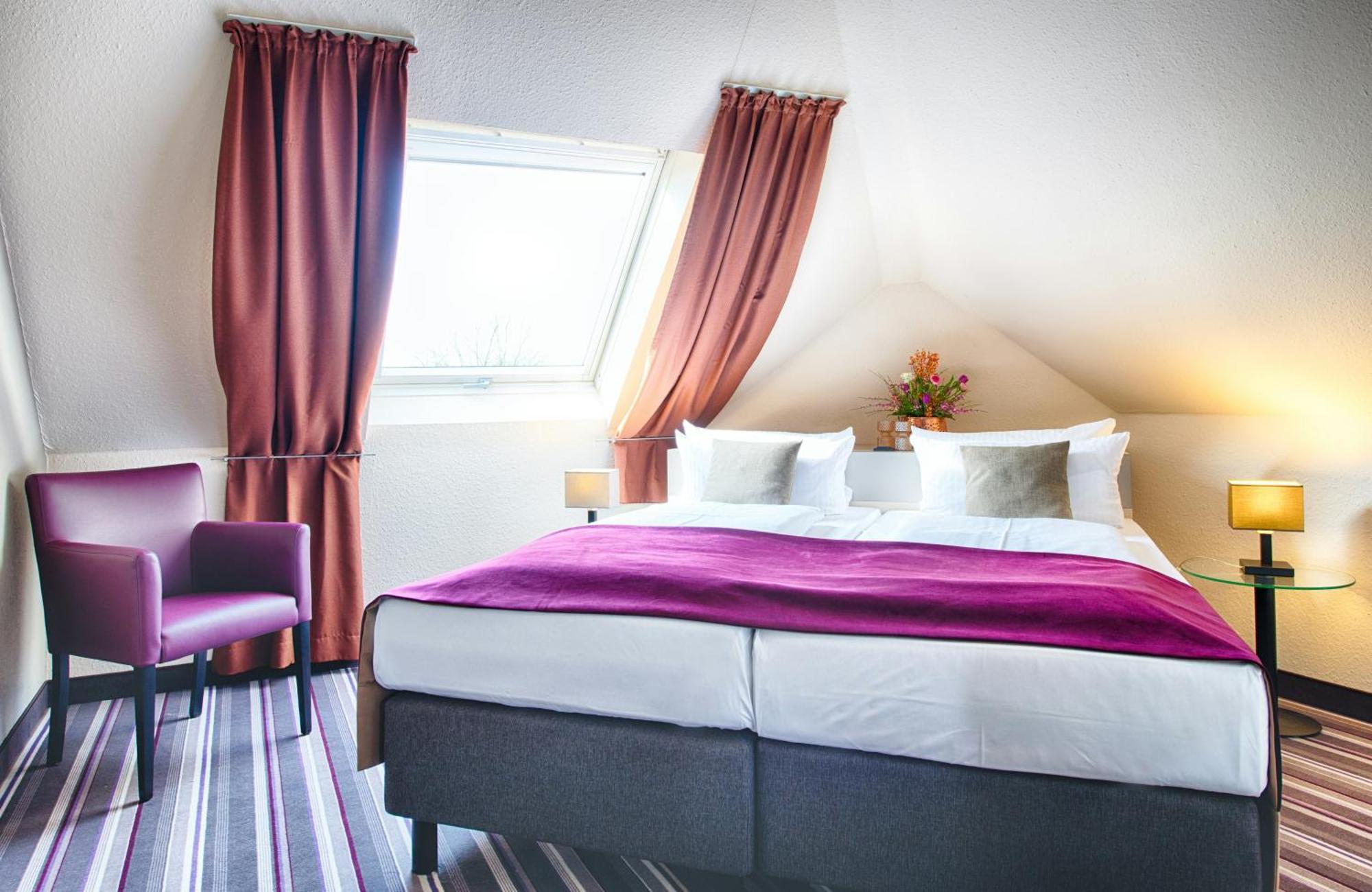 Junior Suite,1746819042:JPEG