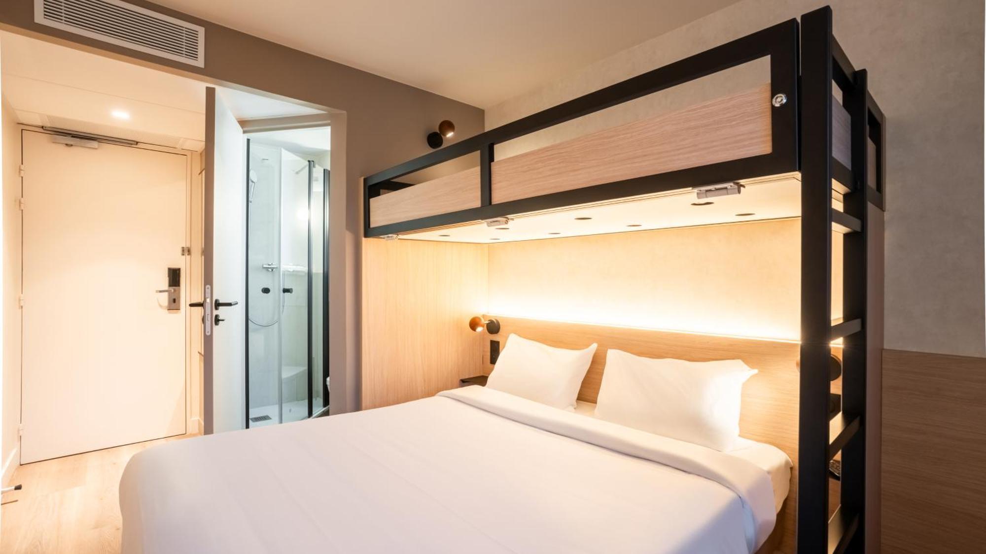 Standard Queen Room One Bunk Bed