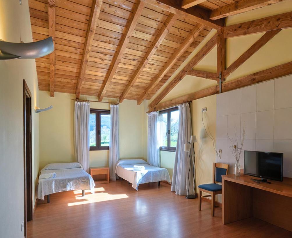 Family Room (4 Adults)