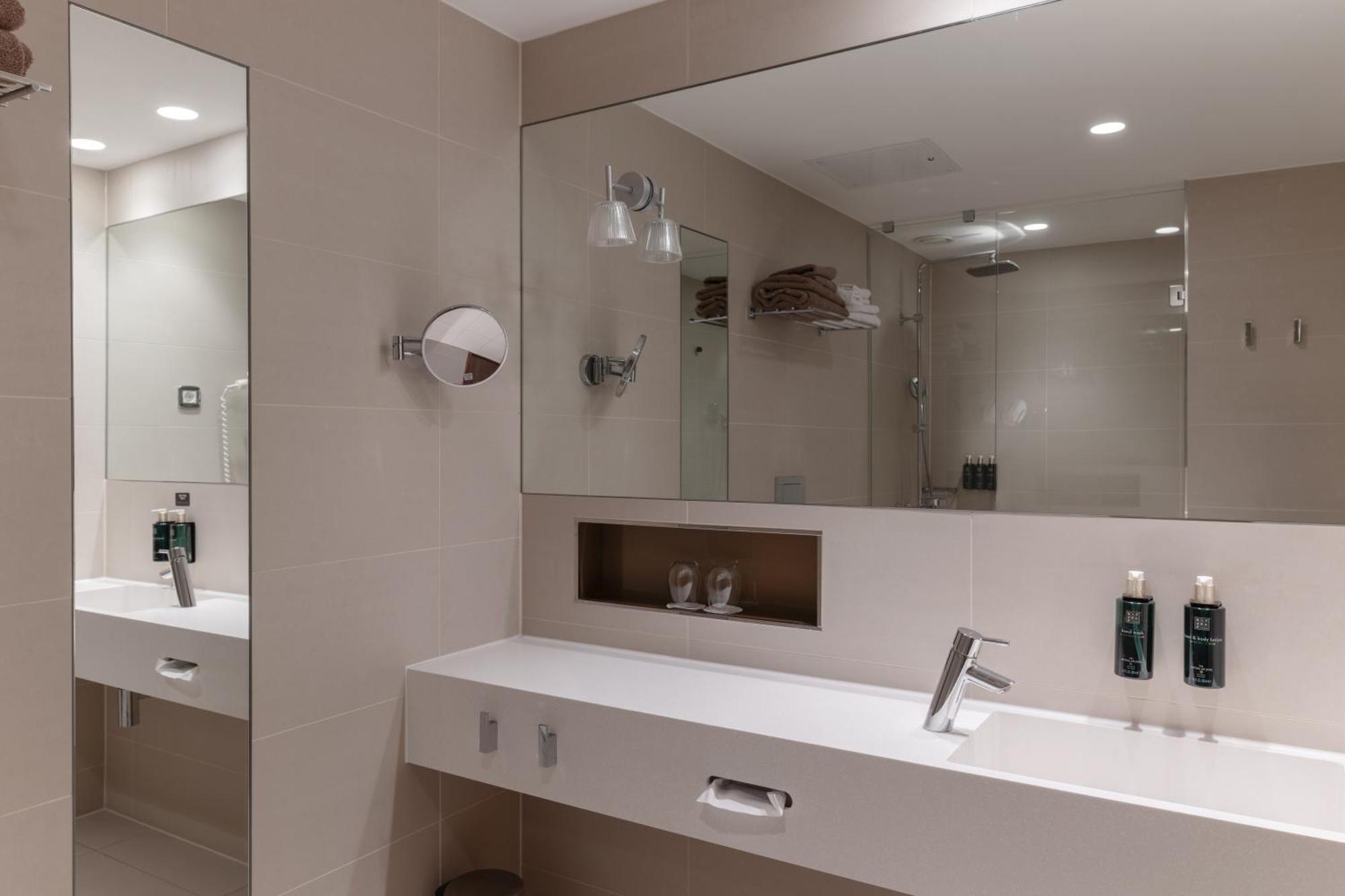 Superior Double or Twin Room
