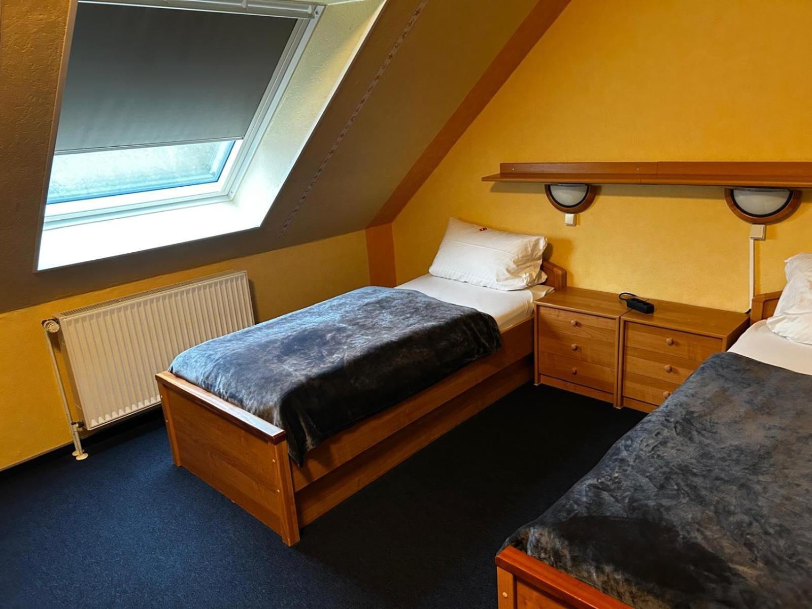 Economy Single Room