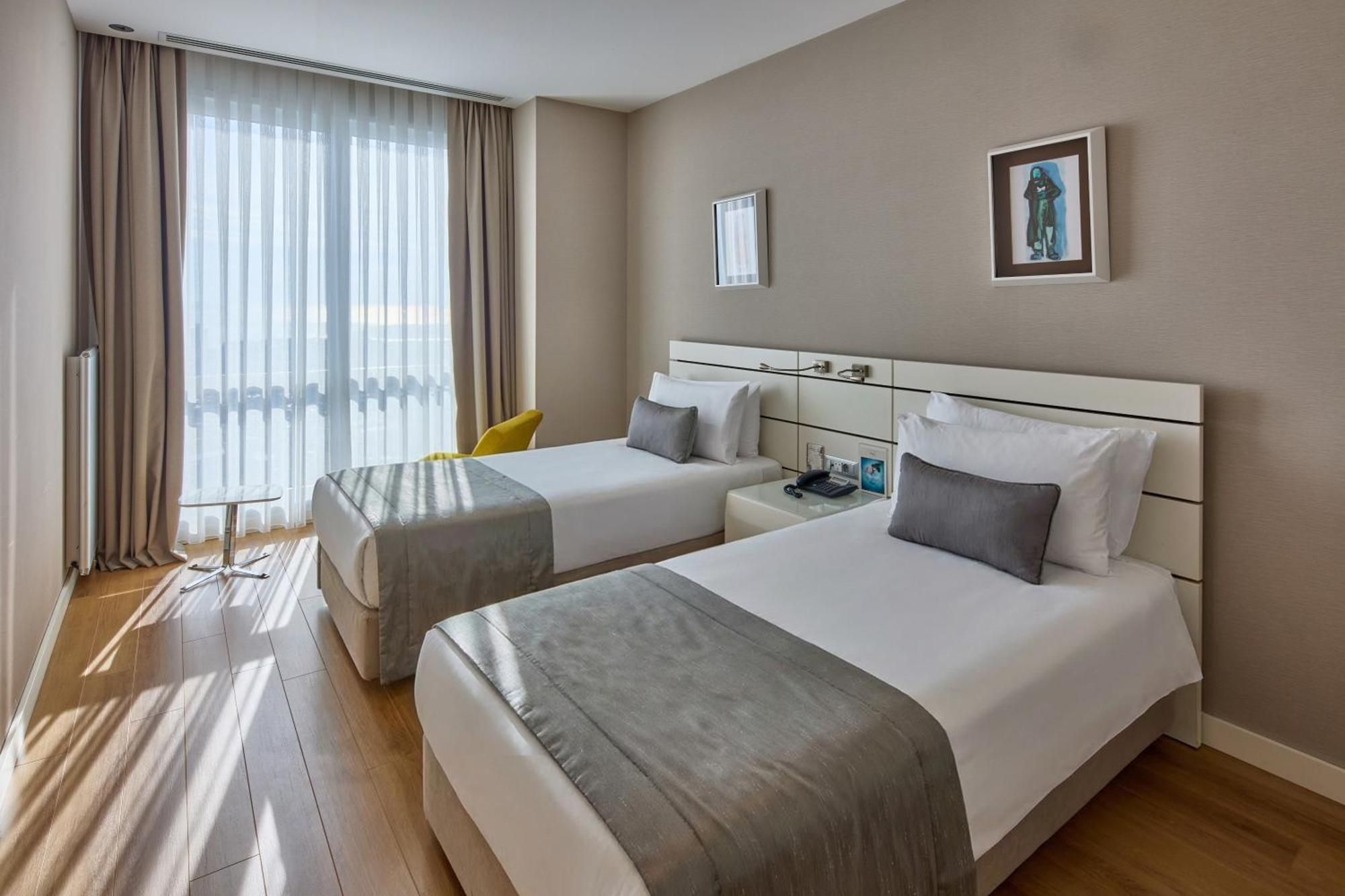Four Bedroom Penthouse Apartment Sea View
