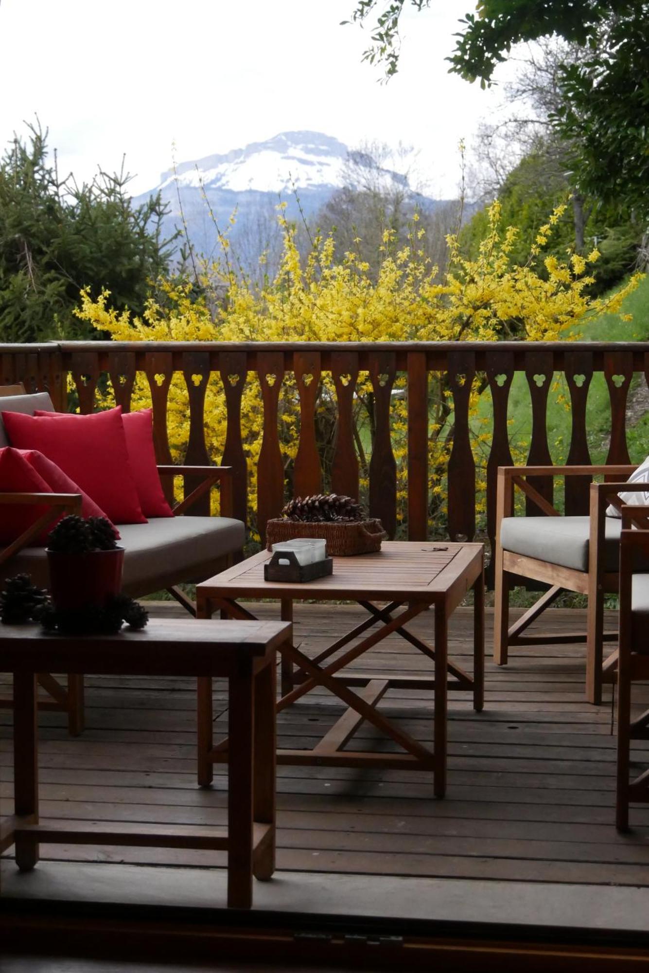 Double Room Mountain View