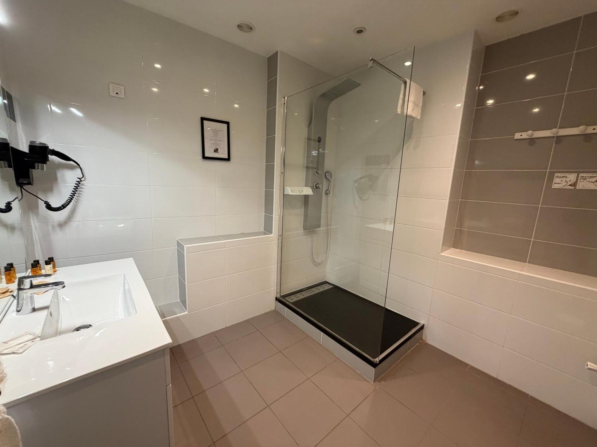 Junior Suite with Balcony