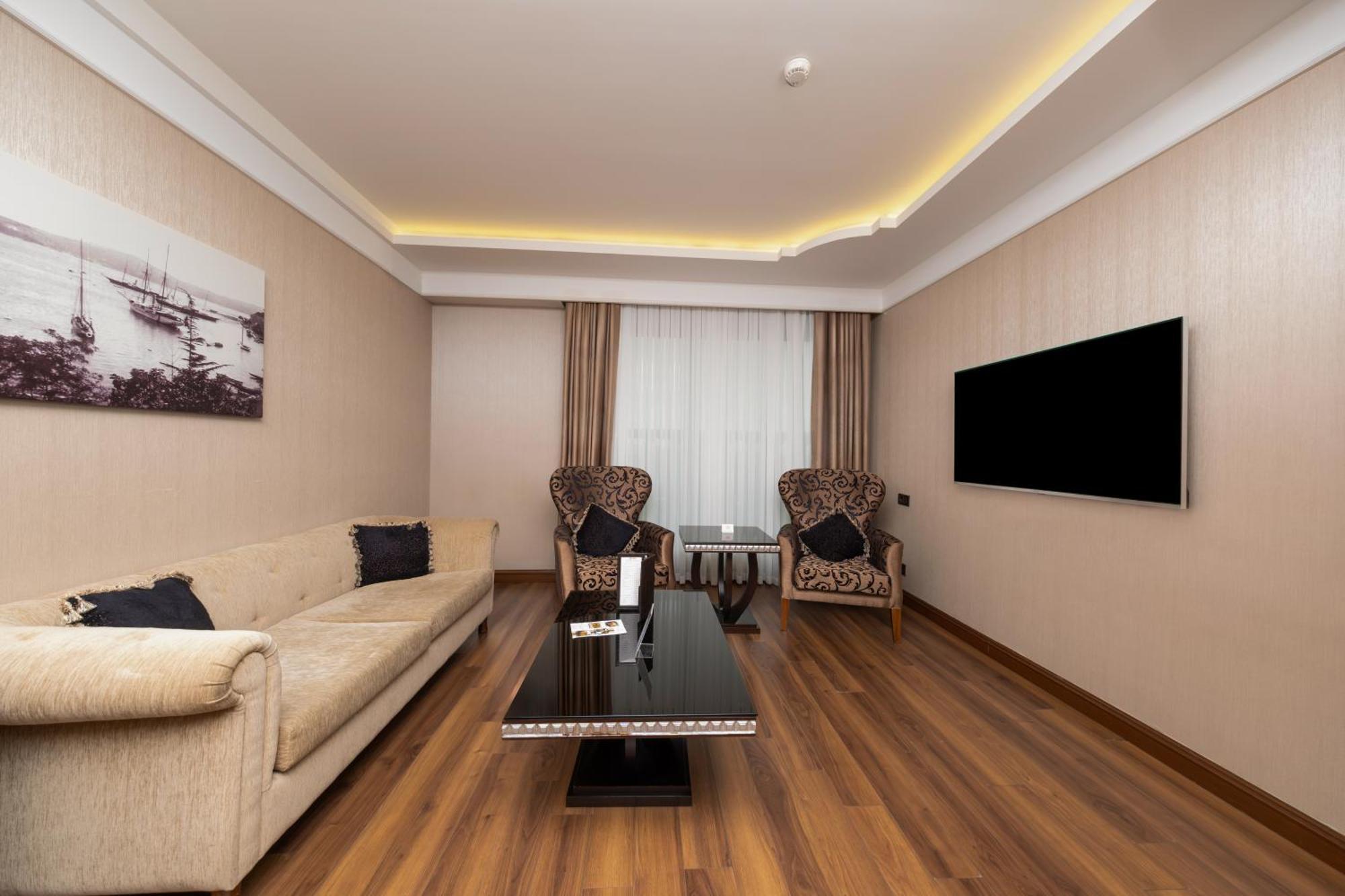 King Suite Sea View