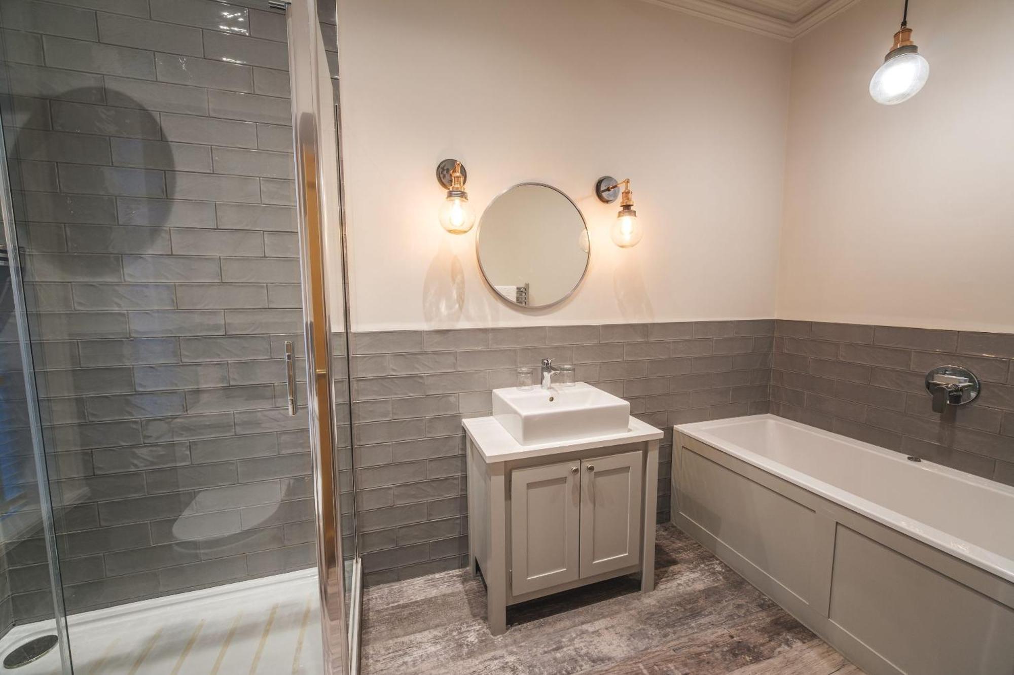 Deluxe Double Room with Bath