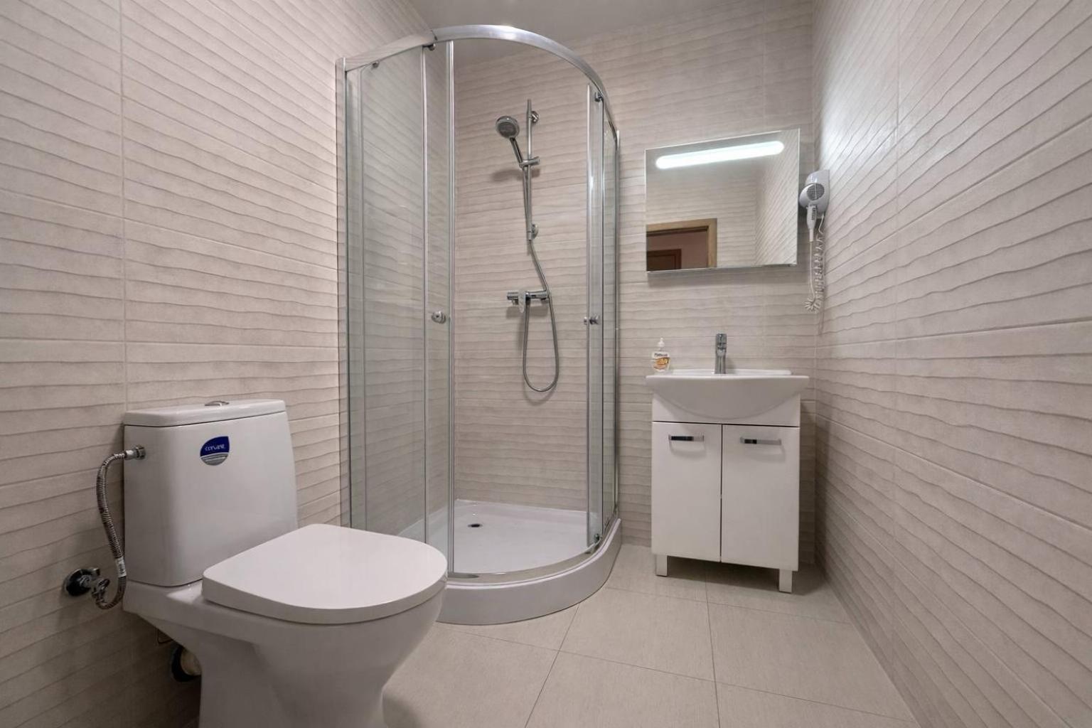 Double Room Private Bathroom