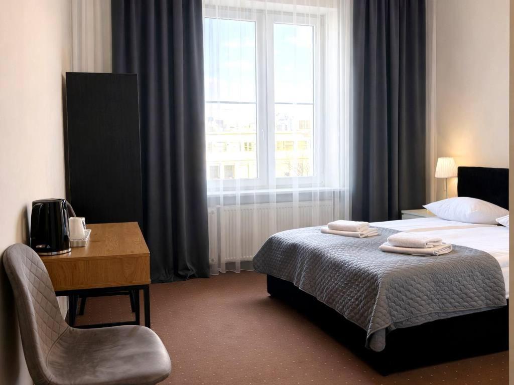 Double Room Private Bathroom