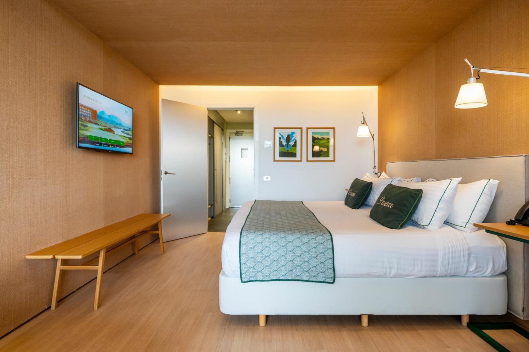 Triple Superior Golf Spa Reservation needed