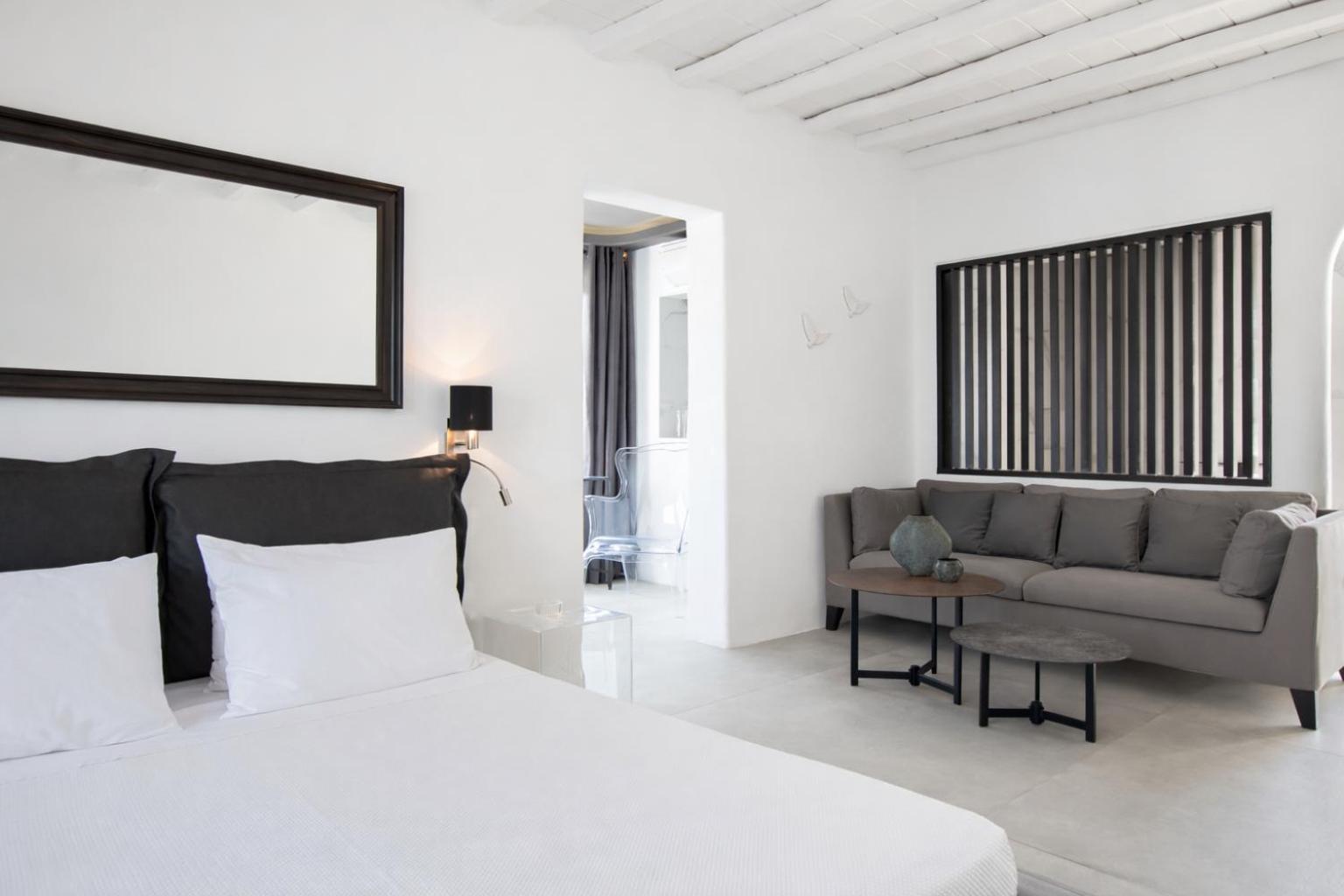 Deluxe Suite with Sea View