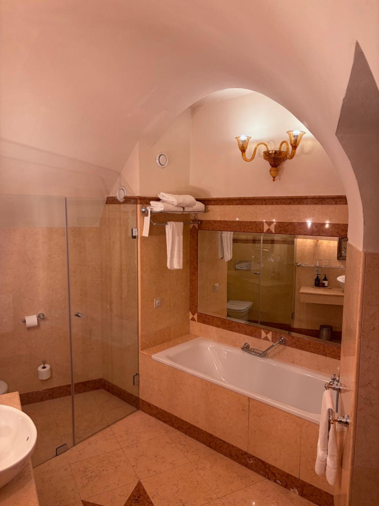 Executive Triple Room