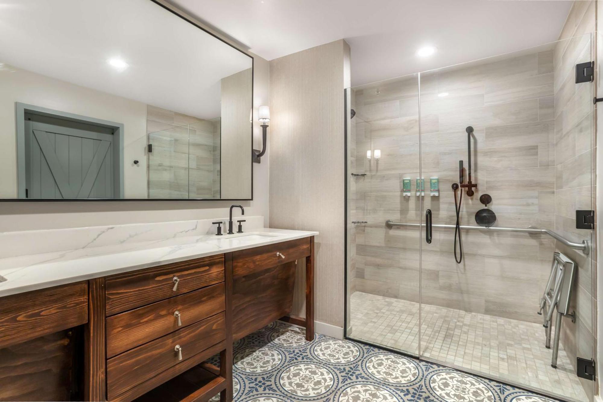 Country Suite