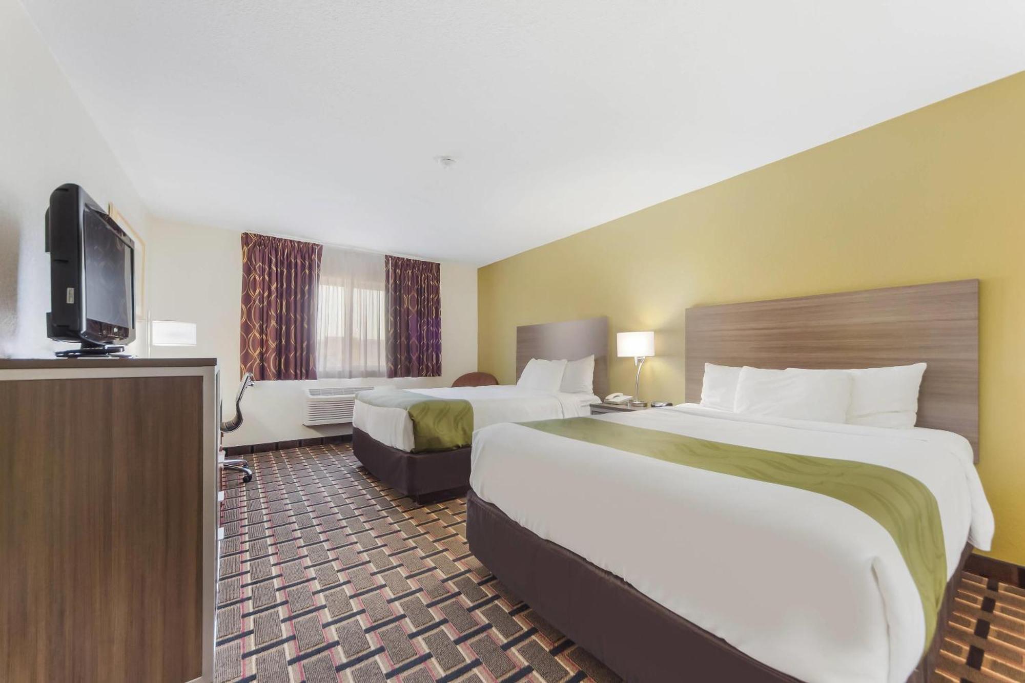 Queen Room Two Queen Beds