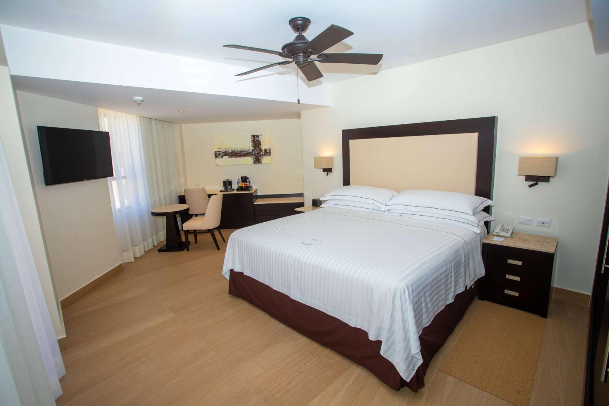 Quarto Duplo Deluxe com Varanda e Vista Mar