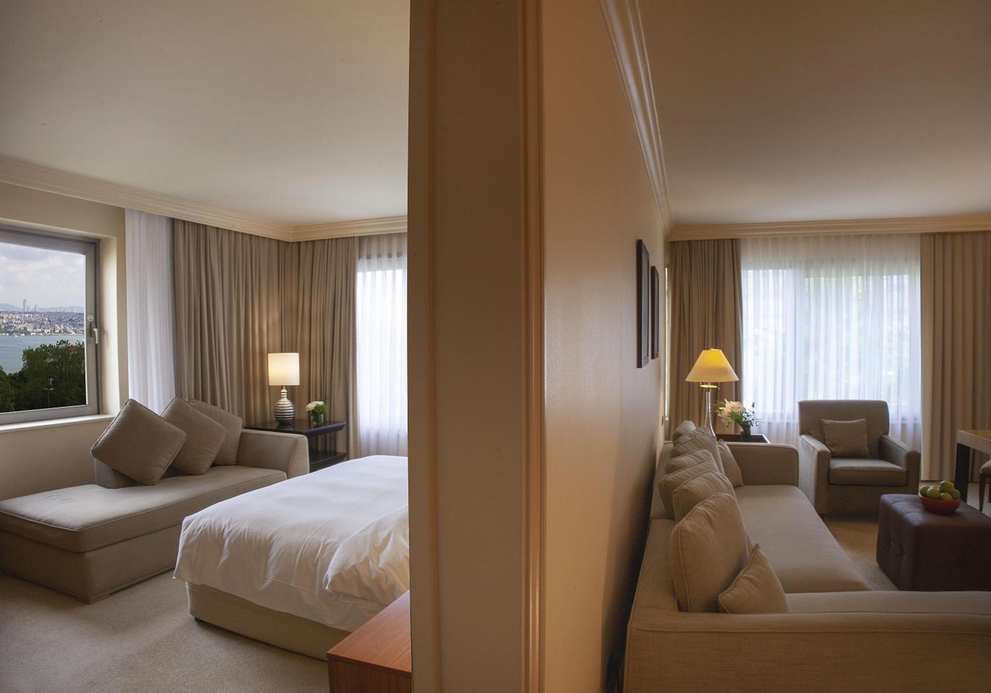Gran suite extragrande con acceso al salón y vistas al Bósforo